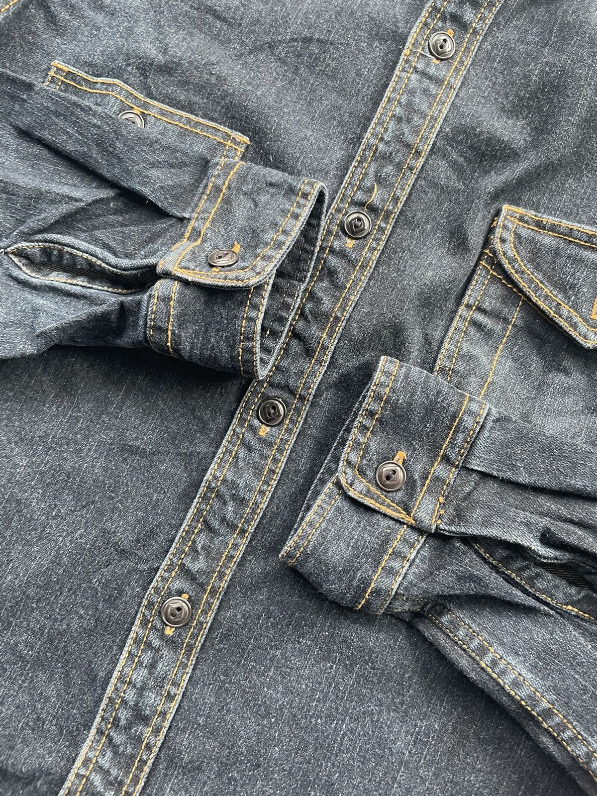 Japanese Brand Thread Denim Shirt Size US M / EU 48-50 / 2 - 15 Thumbnail