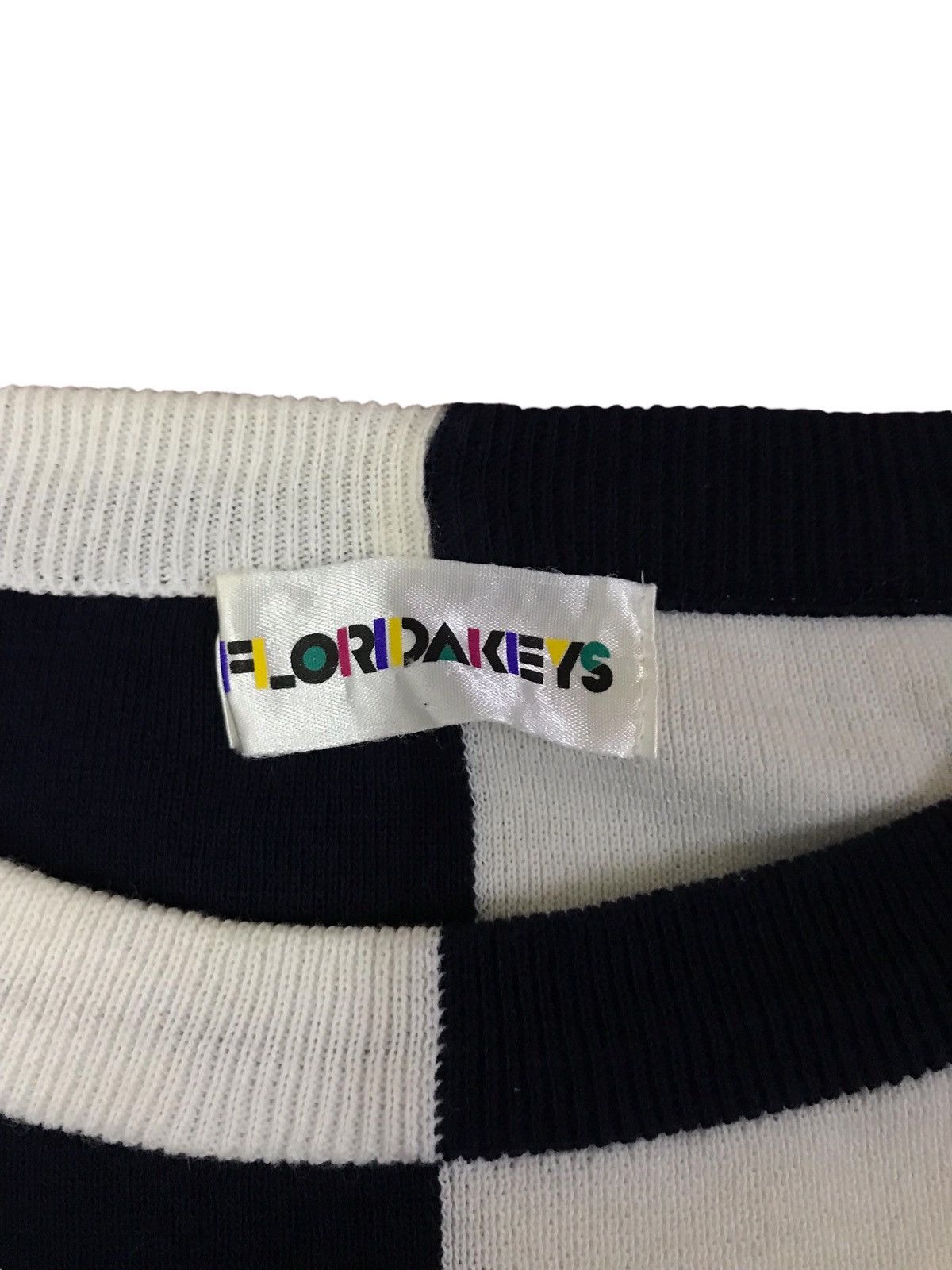 Vintage Vintage Florida Keys Colour Block Sweater Size US S / EU 44-46 / 1 - 6 Thumbnail