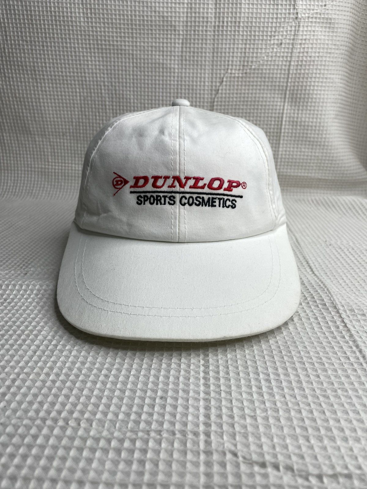 VINTAGE. Dunlop sport cosmetics by yong an