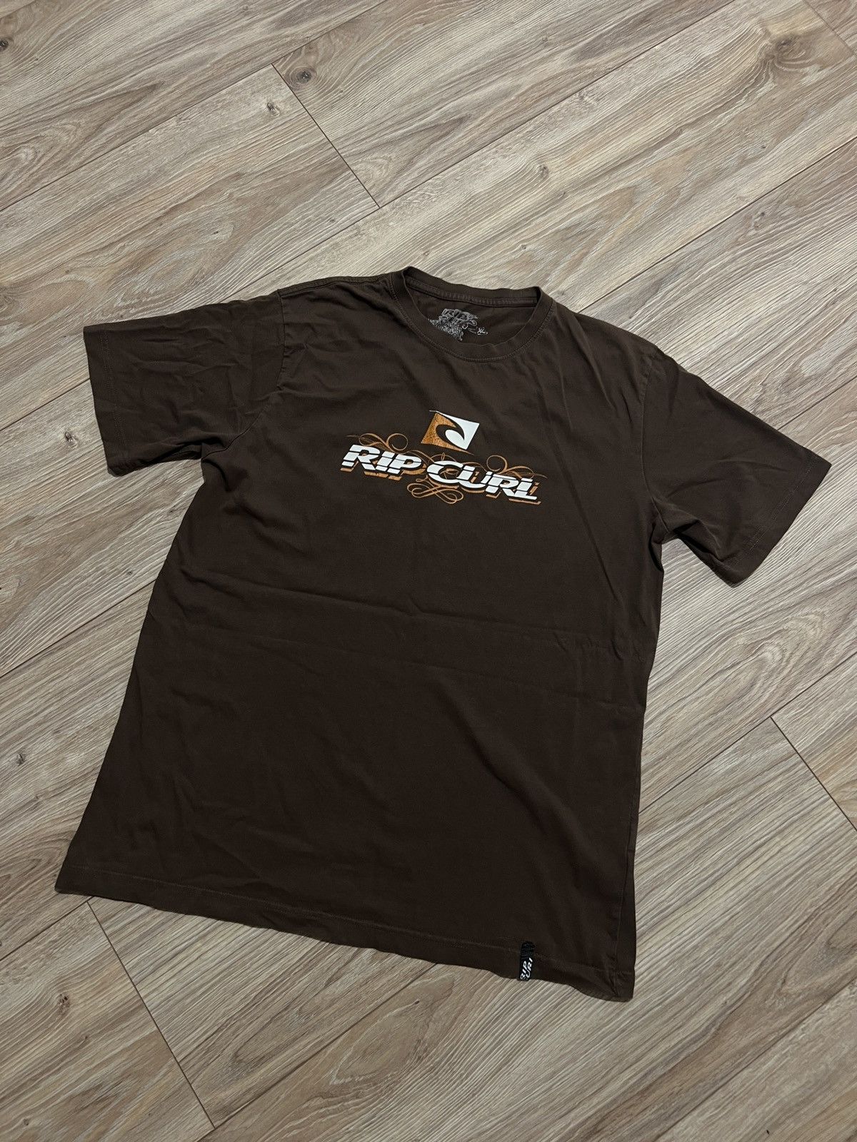 Rip Curl × Vintage T Shirt RIP CURL Surfboards Brown Vintage Art Print Size US XL / EU 56 / 4 - 1 Thumbnail