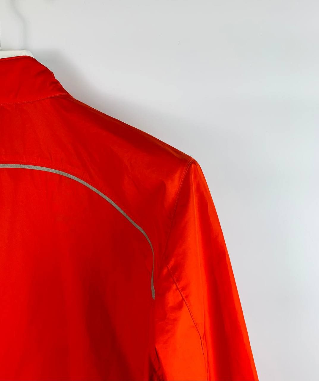 Nike Nike light jacket red vintage L Size US L / EU 52-54 / 3 - 9 Thumbnail
