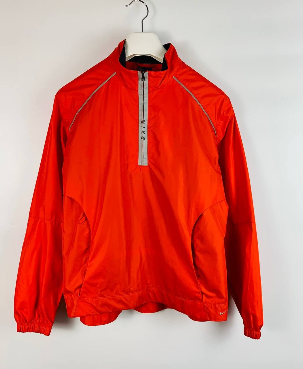 Nike Nike light jacket red vintage L Size US L / EU 52-54 / 3 - 1 Thumbnail
