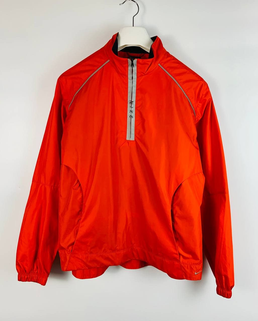 Nike Nike light jacket red vintage L Size US L / EU 52-54 / 3 - 7 Thumbnail