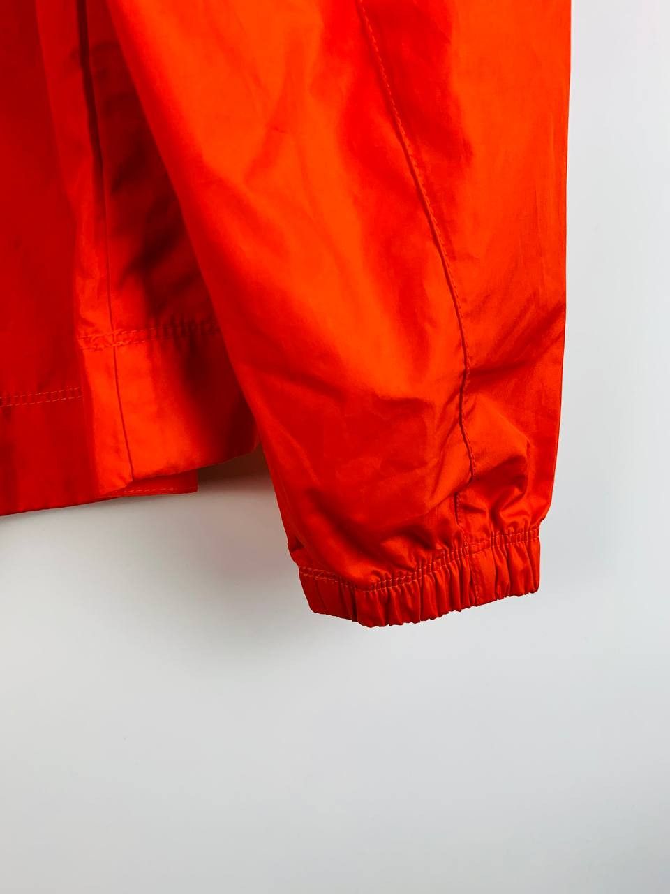 Nike Nike light jacket red vintage L Size US L / EU 52-54 / 3 - 10 Thumbnail