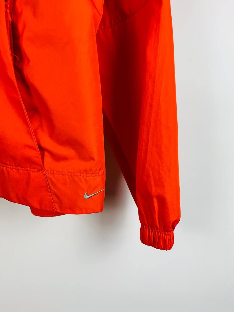 Nike Nike light jacket red vintage L Size US L / EU 52-54 / 3 - 6 Thumbnail