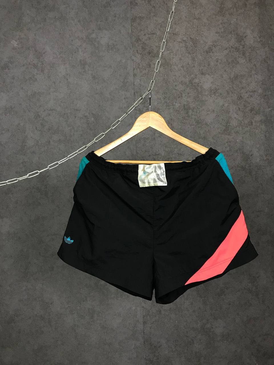 Adidas × Vintage Adidas vintage streetwear shorts Size US 36 / EU 52 - 1 Thumbnail