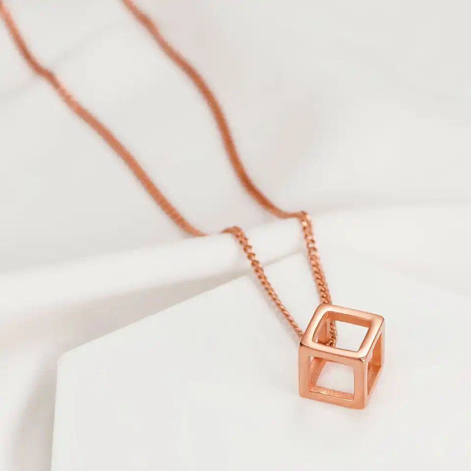 Jewelry × Vintage Hollow Cube Pendant Necklaces 🔥🔥🔥 Size ONE SIZE - 6 Thumbnail