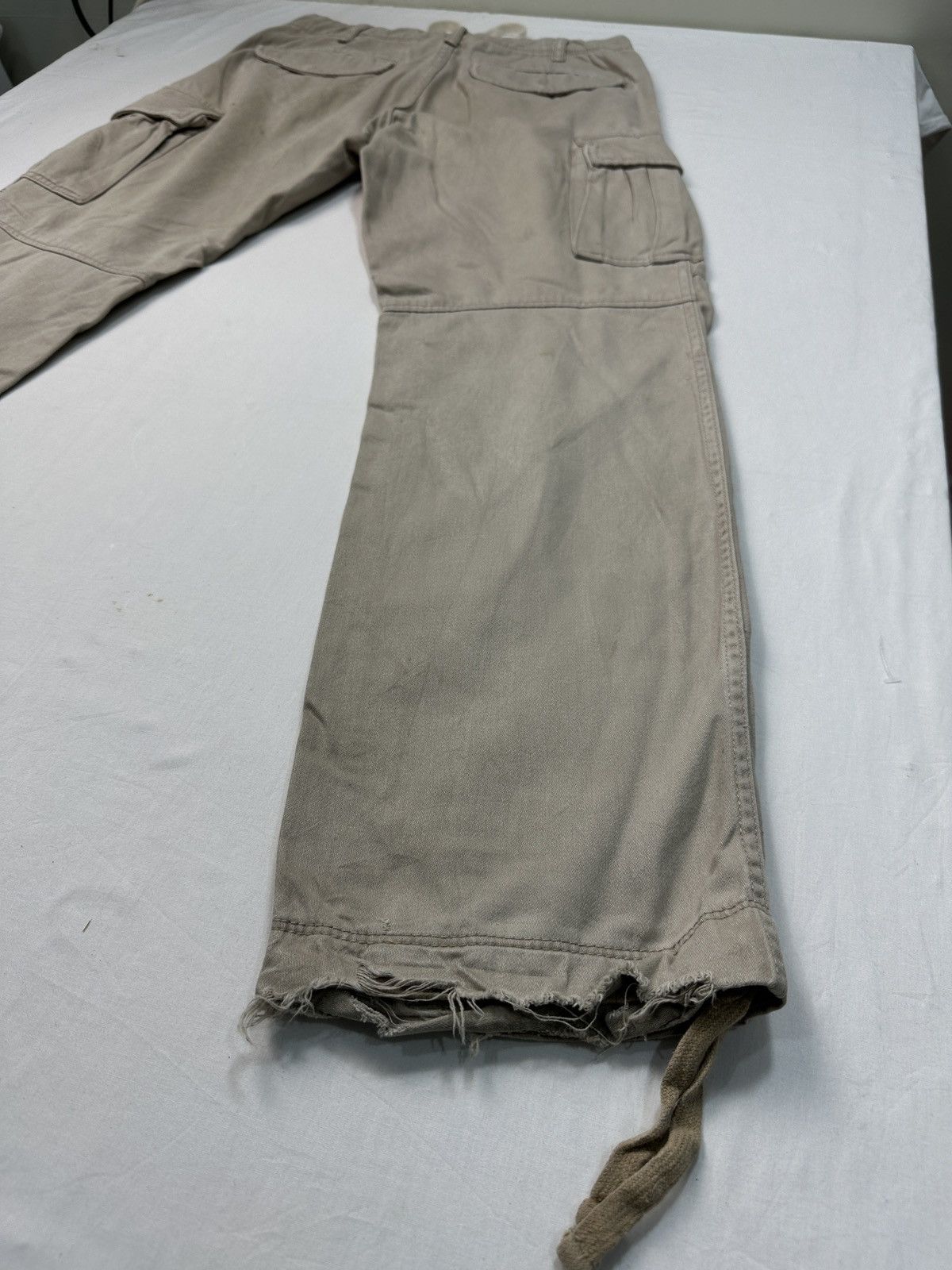 Japanese Brand Uniqlo workwear drawstring cargo carpenter pants Size US 30 / EU 46 - 17 Thumbnail