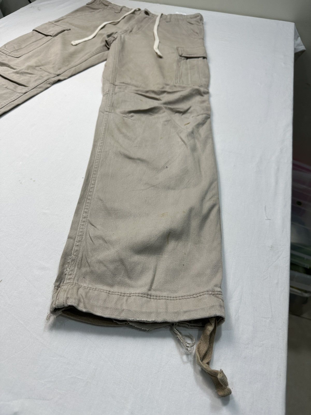 Japanese Brand Uniqlo workwear drawstring cargo carpenter pants Size US 30 / EU 46 - 3 Thumbnail