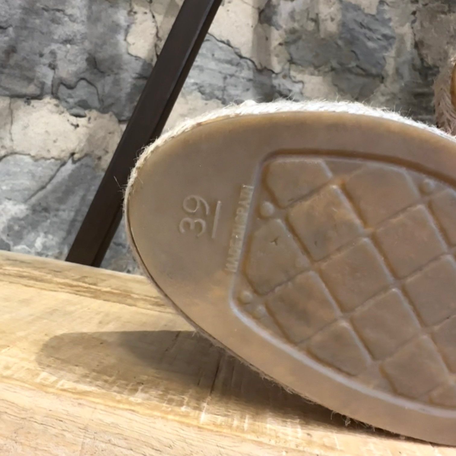 Chanel Chanel Pink Velvet Camelia Logo CC Espadrilles Size US 9 / IT 39 - 10 Thumbnail