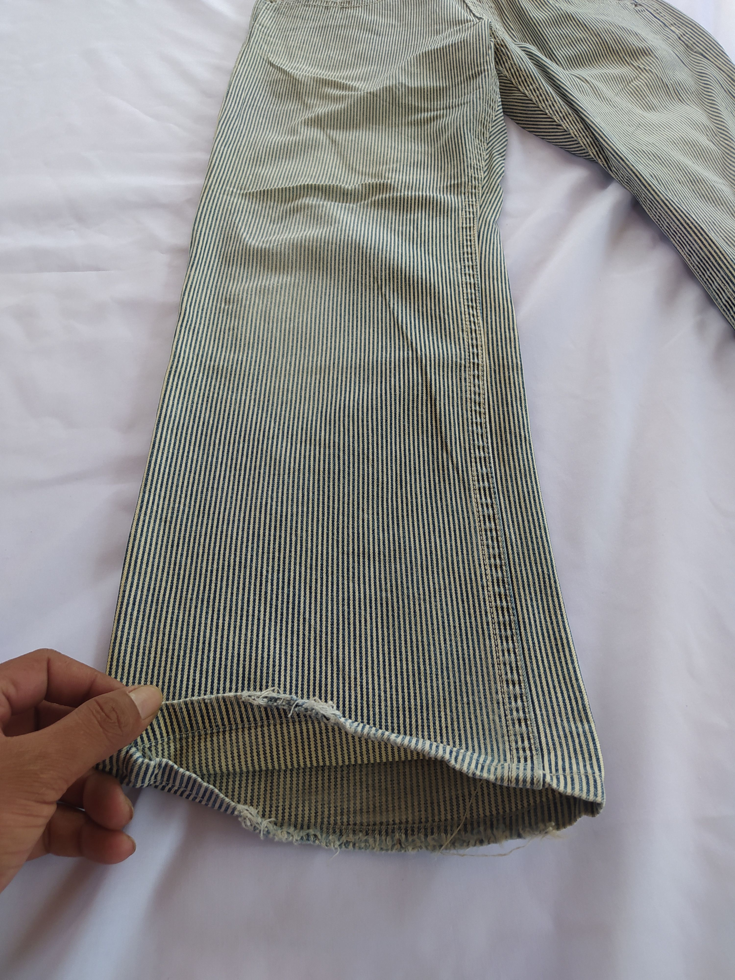 Japanese Brand × Uniqlo × Vintage Vintage Y2k uniqlo hickory stripes Size US 33 - 4 Thumbnail