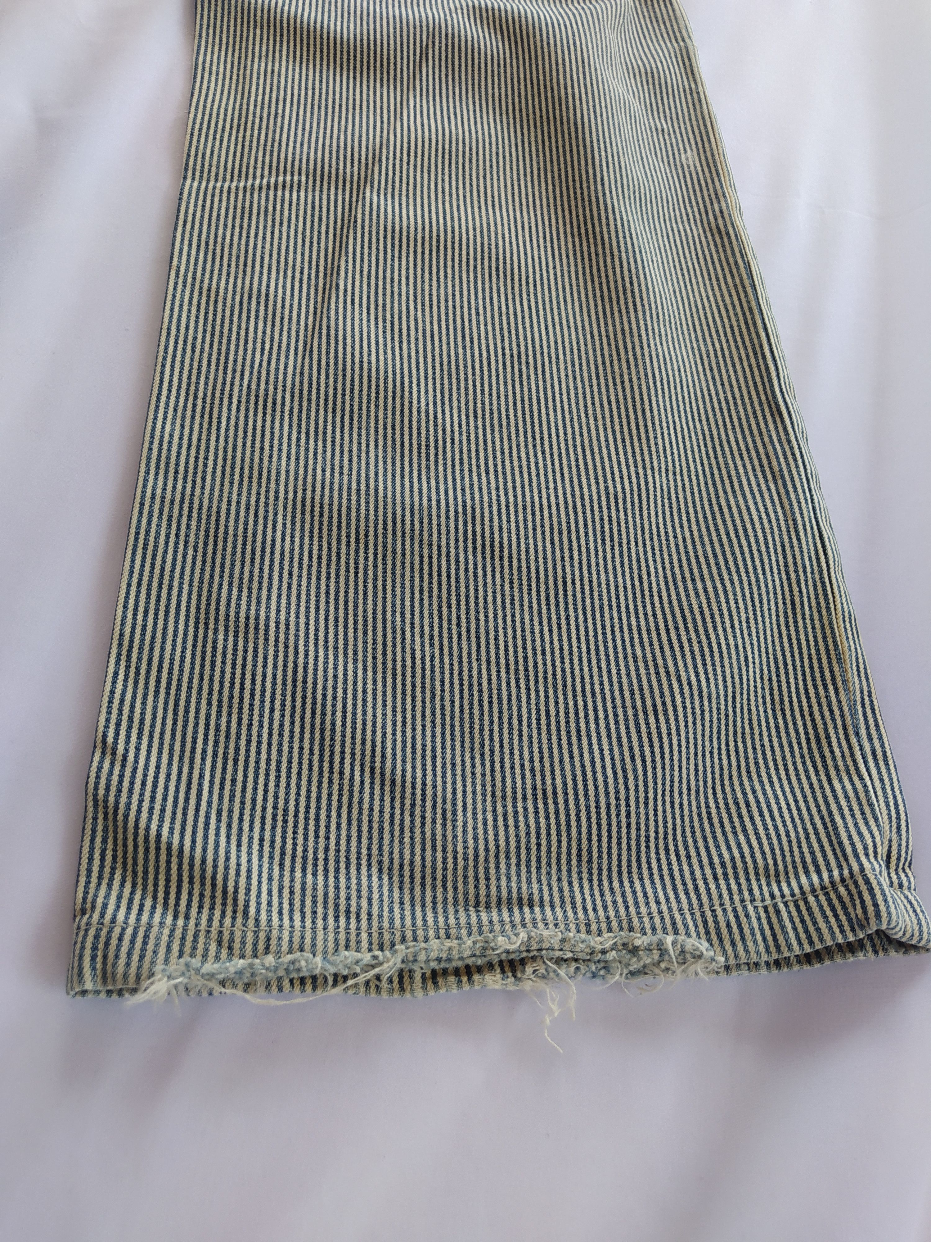 Japanese Brand × Uniqlo × Vintage Vintage Y2k uniqlo hickory stripes Size US 33 - 8 Thumbnail