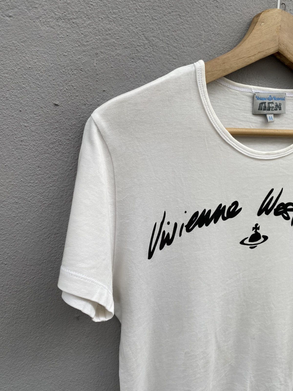 Vivienne Westwood 💥Vivienne Westwood “Script Out Logo” Tshirt Sz44 Size M / US 6-8 / IT 42-44 - 9 Thumbnail