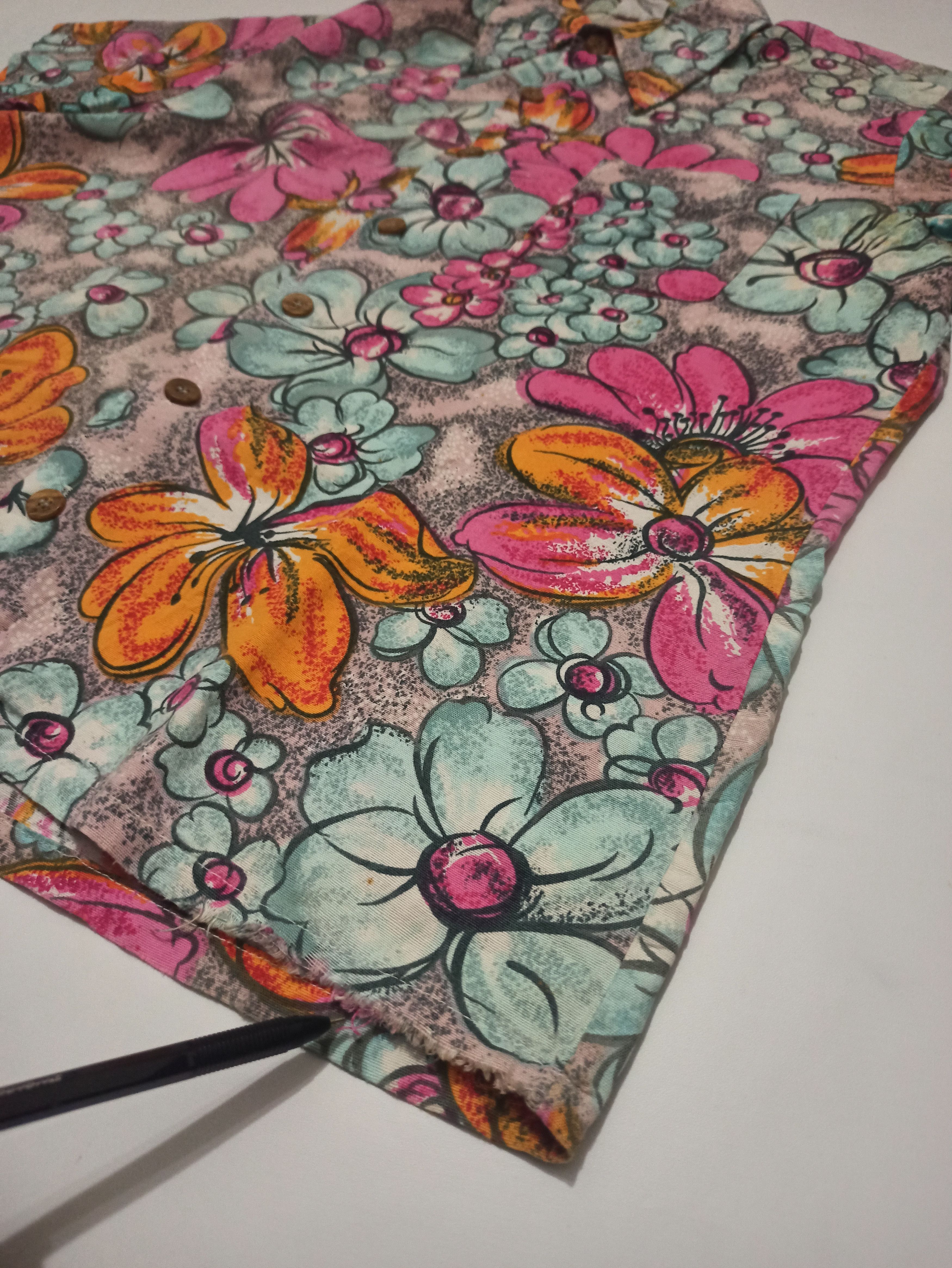 Vintage Beautiful Vintage 50s K Mart Floral Hawaiian Aloha Shirt Size US M / EU 48-50 / 2 - 9 Thumbnail