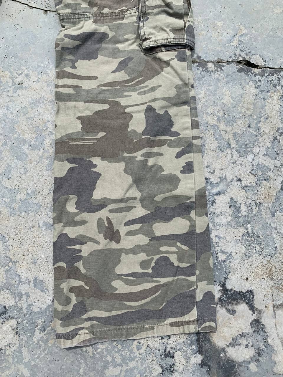 Japanese Brand One Room Low Waist Cargo Pants Flare Camo Trouser Vintage Size US 30 / EU 46 - 10 Thumbnail