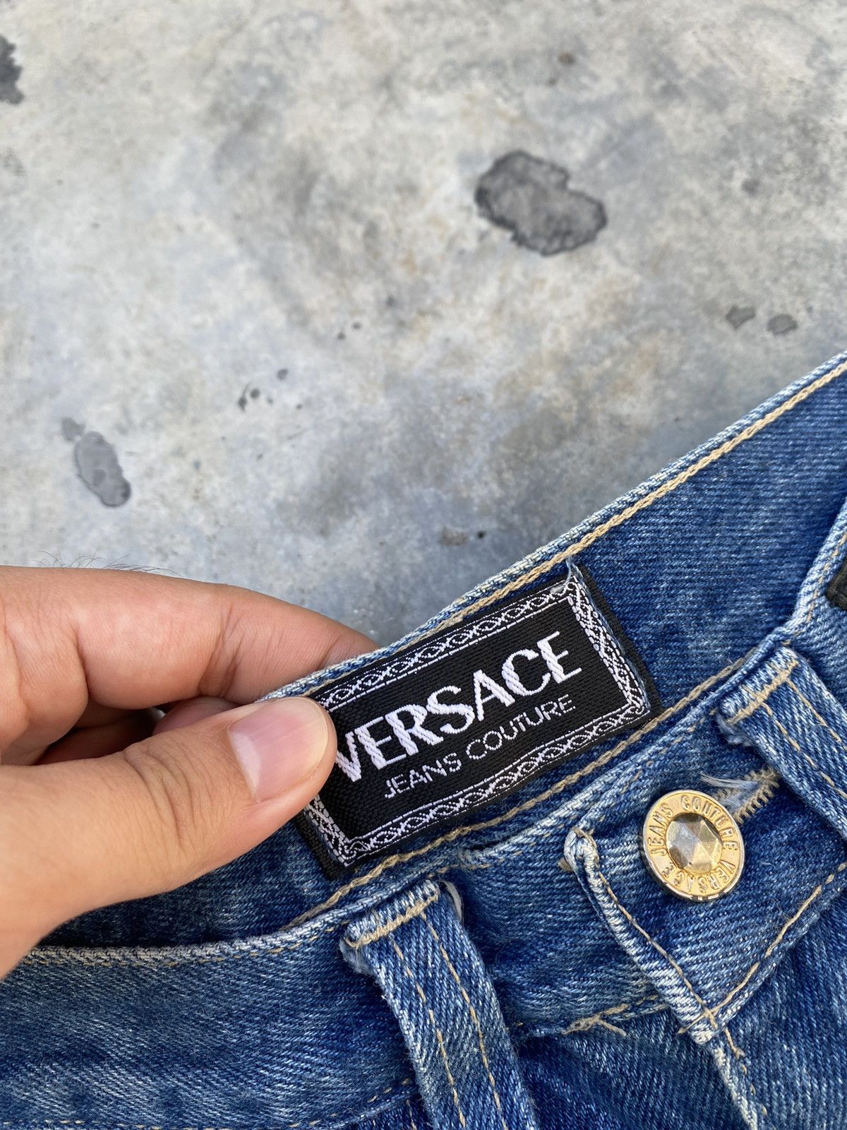 Versace 🔥Express Shipping🔥 Versace Jeans Made in Italy size 24 Size 24" / US 00 / IT 34 - 4 Thumbnail