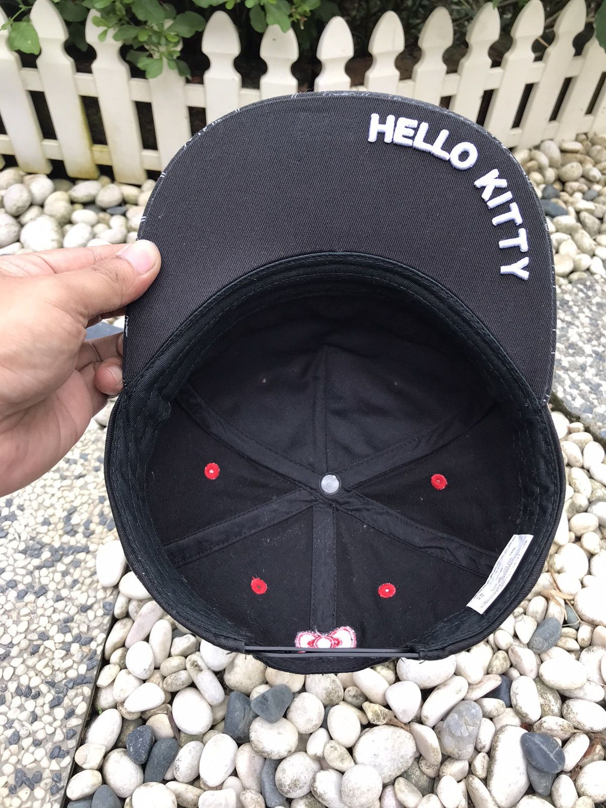 Cartoon Network × Japanese Brand AUTHENTIC EMBROIDERY HELLO KITTY CAP HAT BY SANRIO Size ONE SIZE - 8 Thumbnail