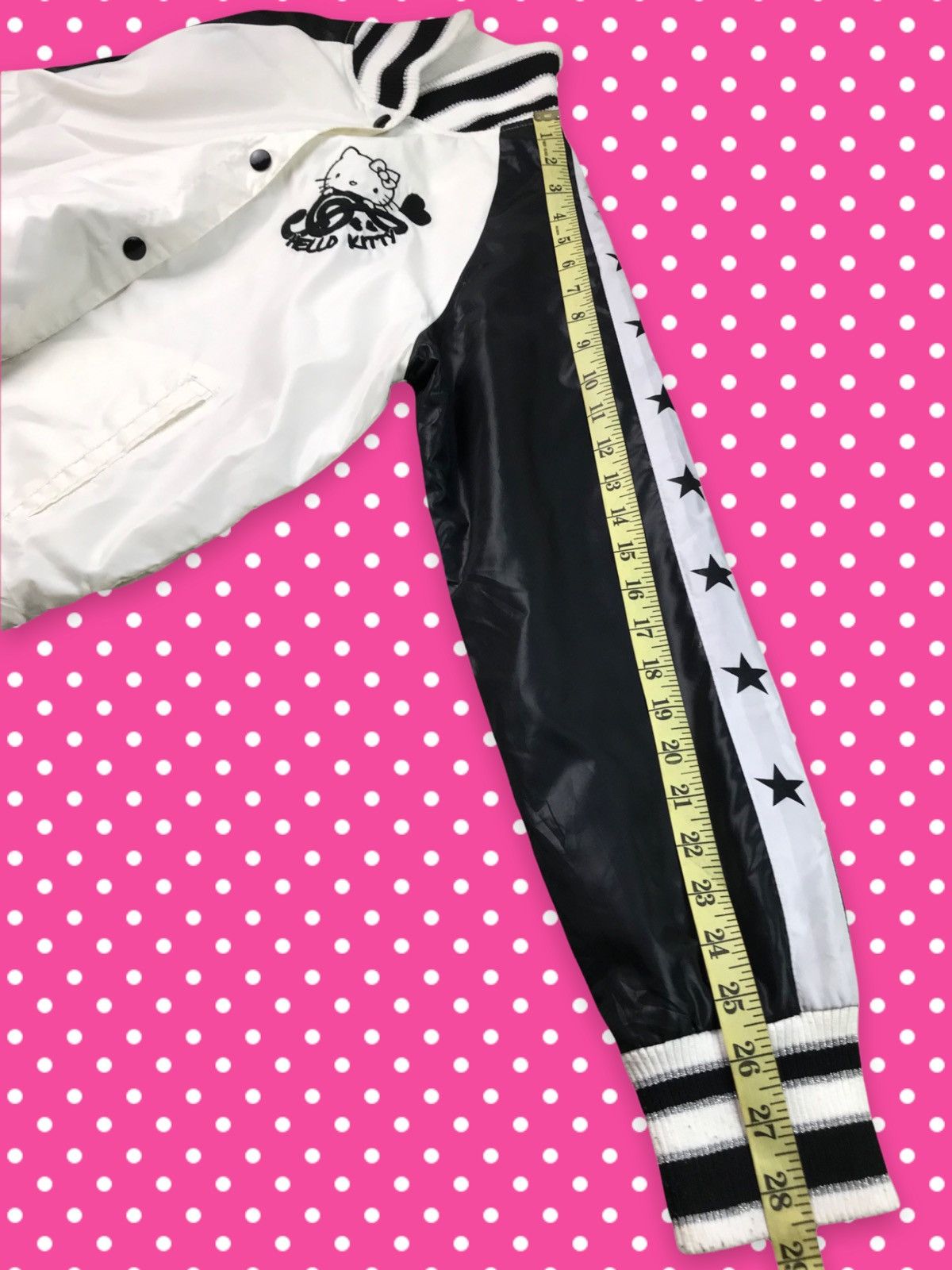Anime × Cartoon Network × Japanese Brand 🔥BEST OFFER🔥HELLO KITTY JACKET SUKAJAN JAPAN MARKET ONLY Size L / US 10 / IT 46 - 12 Thumbnail