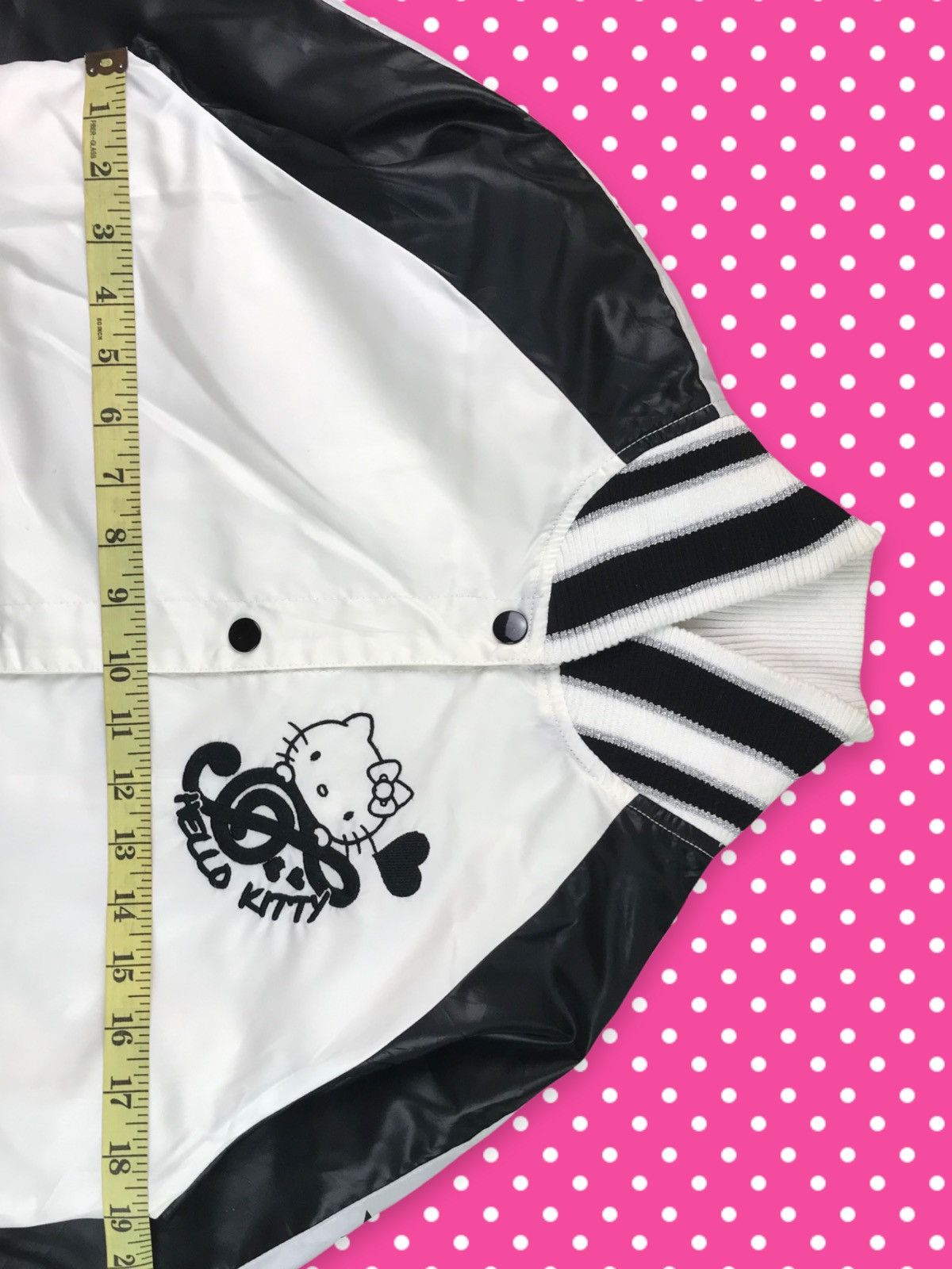 Anime × Cartoon Network × Japanese Brand 🔥BEST OFFER🔥HELLO KITTY JACKET SUKAJAN JAPAN MARKET ONLY Size L / US 10 / IT 46 - 11 Thumbnail