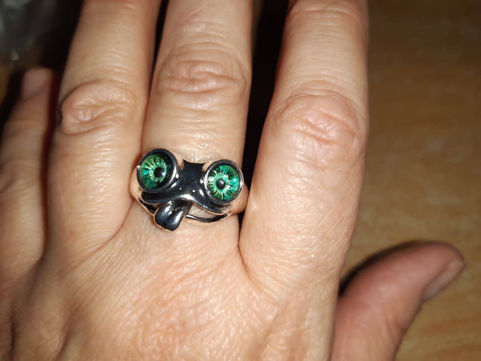Jewelry Tongue Twisting Frog Ring Size ONE SIZE - 3 Thumbnail