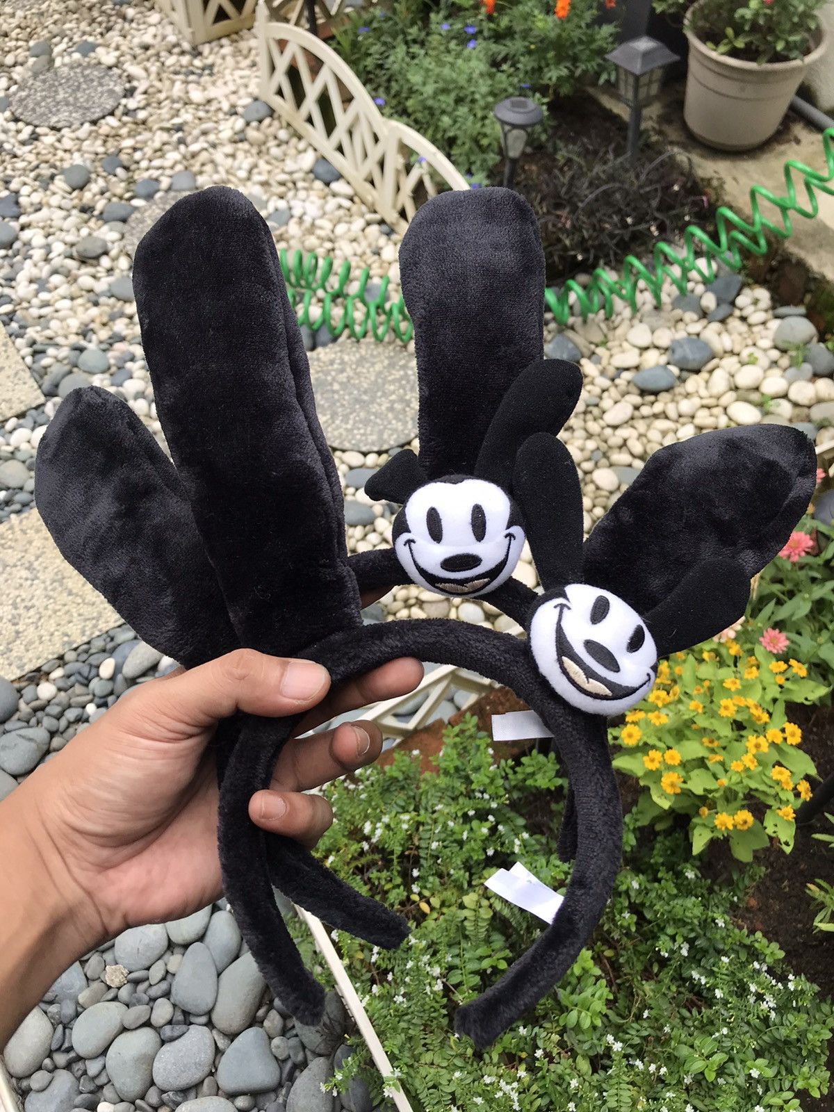 Disney 💥COMBO OSWALD THE LUCKY RABBIT FULL FAUX FUR HEADBAND Size ONE SIZE - 8 Thumbnail