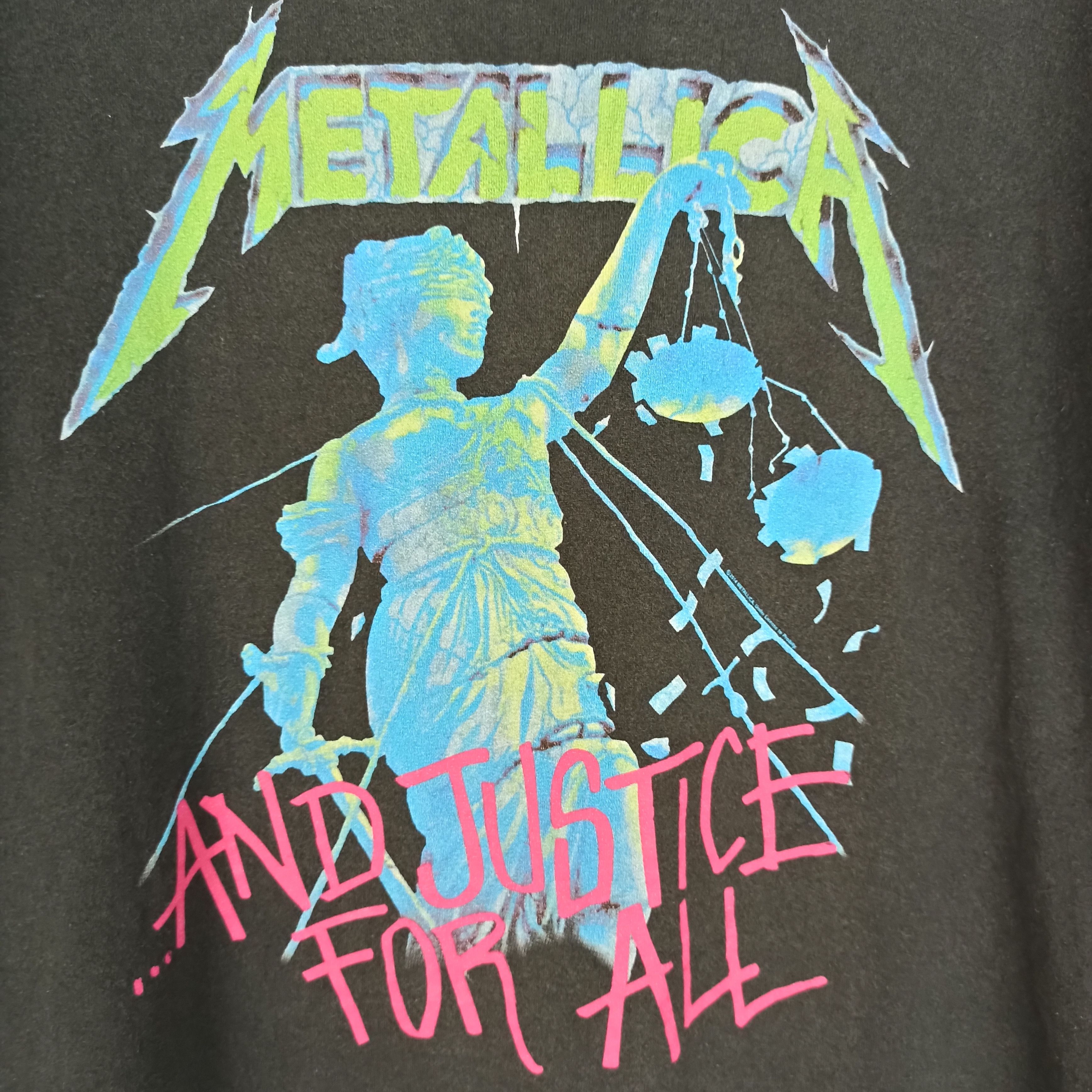 Band Tees Metallica X Uniqlo " And Justice For All" Promo Band Tshirt Size US XL / EU 56 / 4 - 2 Thumbnail