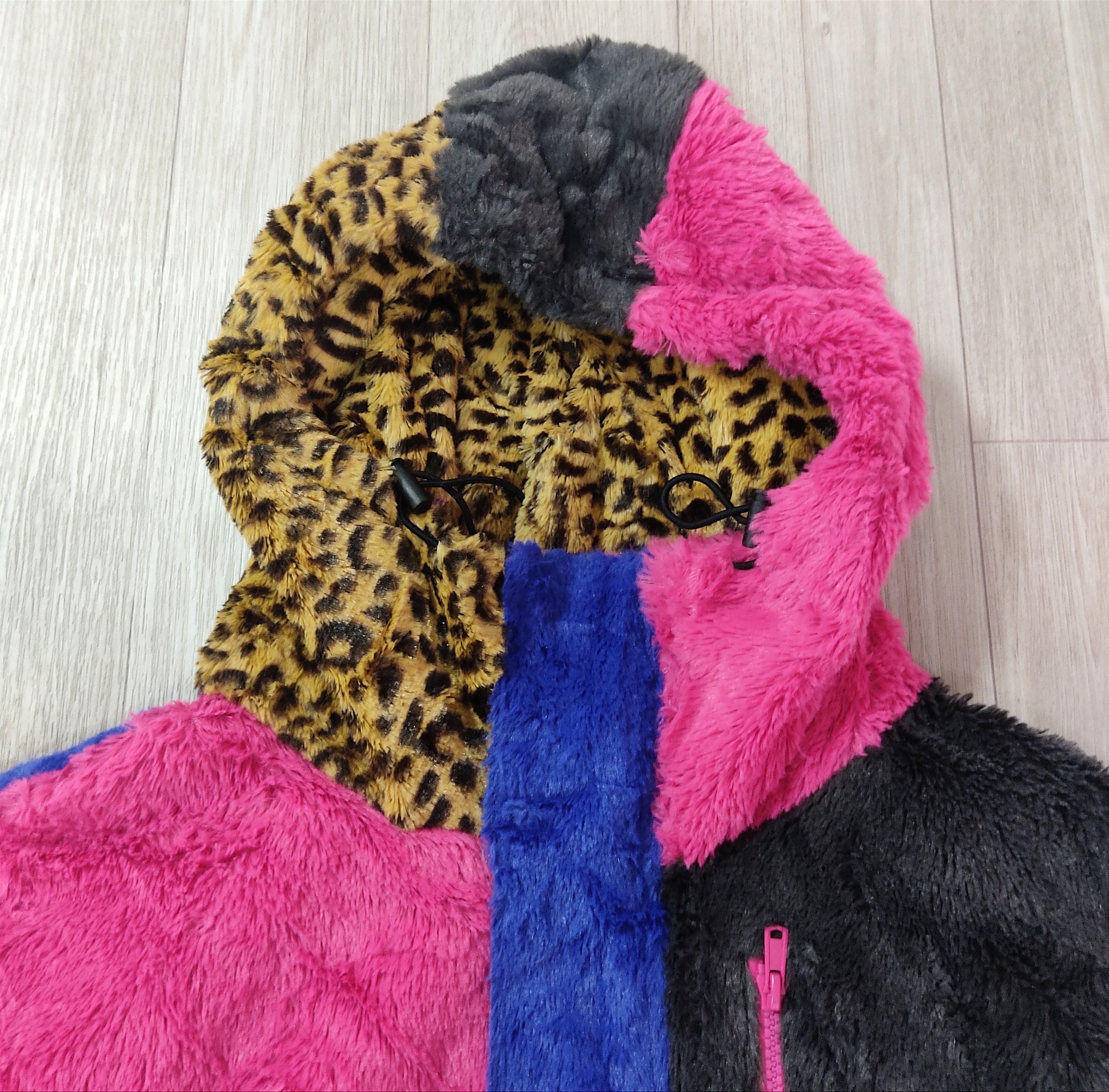 Worldwide Youth World Wide Love! Multicolour Faux Fur Hooded Jacket Size US S / EU 44-46 / 1 - 6 Thumbnail