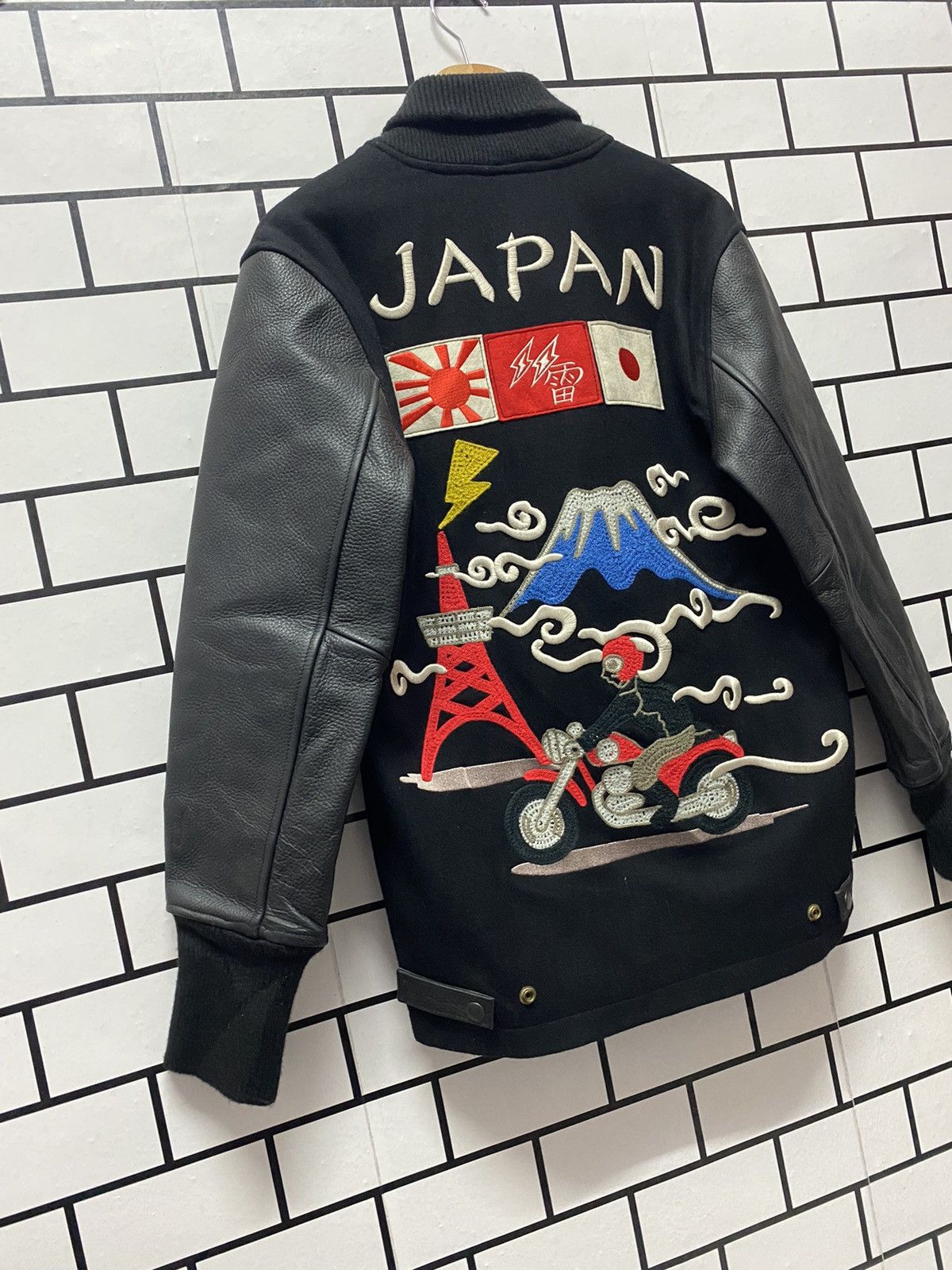 Japanese Brand Vintage Japanese Badboy Kulture Leather Wool Varsity Jacket Size US S / EU 44-46 / 1 - 4 Thumbnail