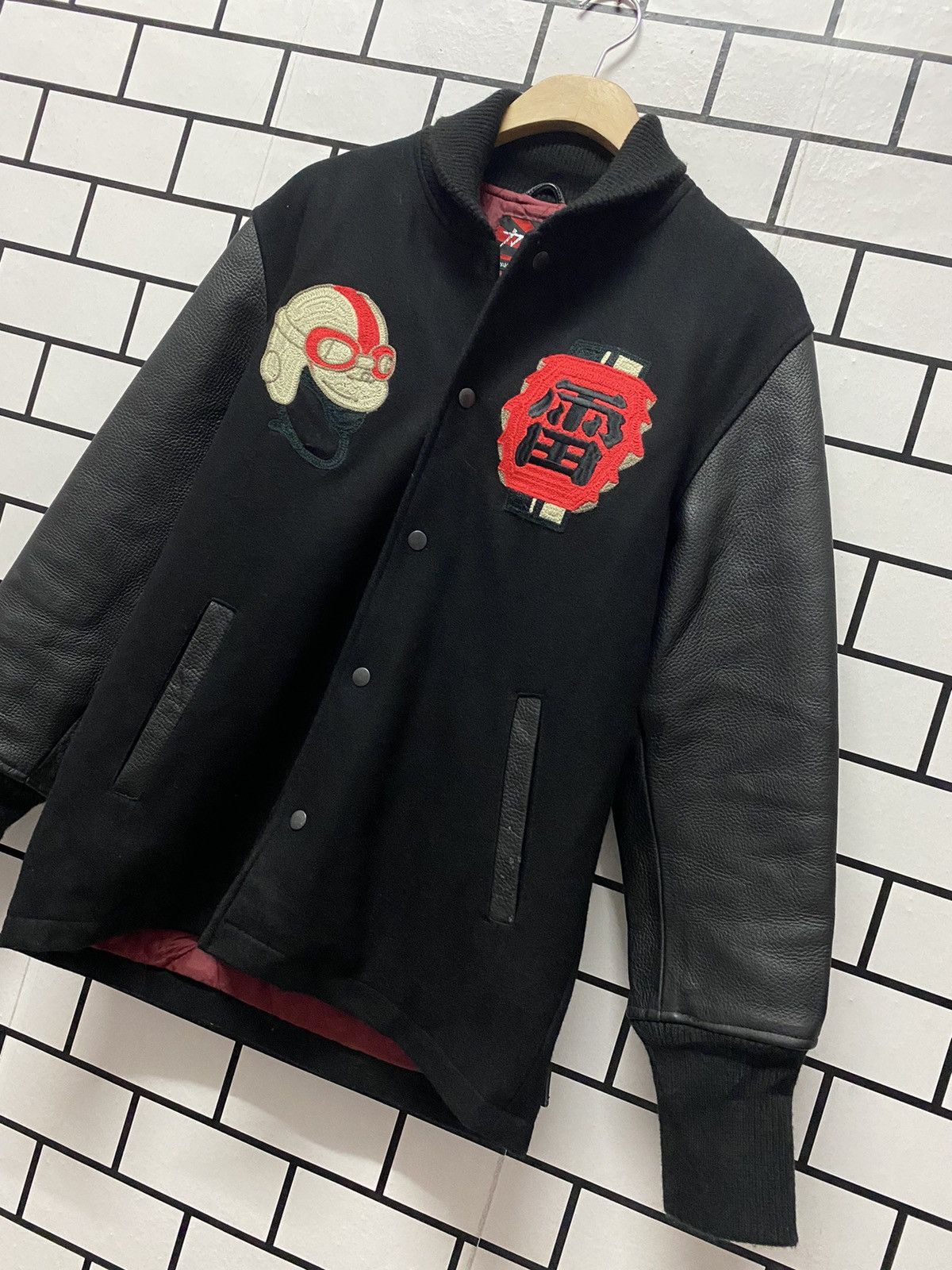 Japanese Brand Vintage Japanese Badboy Kulture Leather Wool Varsity Jacket Size US S / EU 44-46 / 1 - 12 Thumbnail