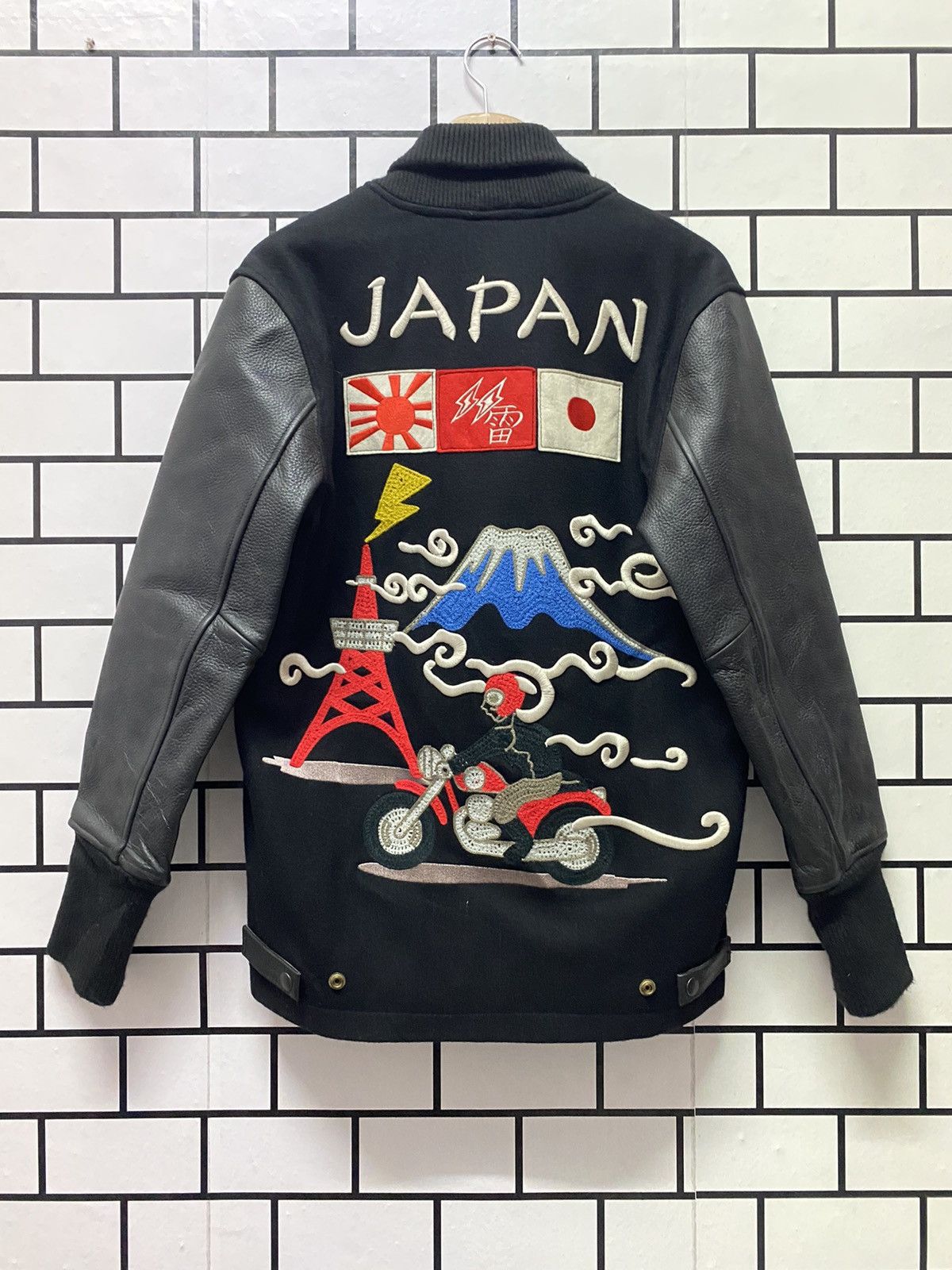 Japanese Brand Vintage Japanese Badboy Kulture Leather Wool Varsity Jacket Size US S / EU 44-46 / 1 - 1 Thumbnail