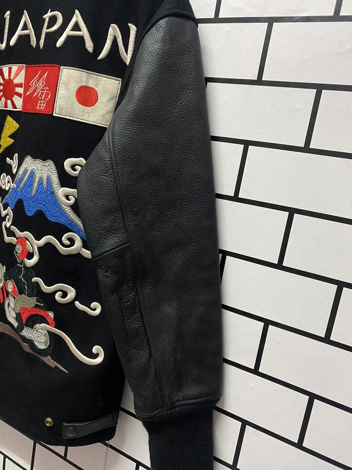 Japanese Brand Vintage Japanese Badboy Kulture Leather Wool Varsity Jacket Size US S / EU 44-46 / 1 - 18 Thumbnail