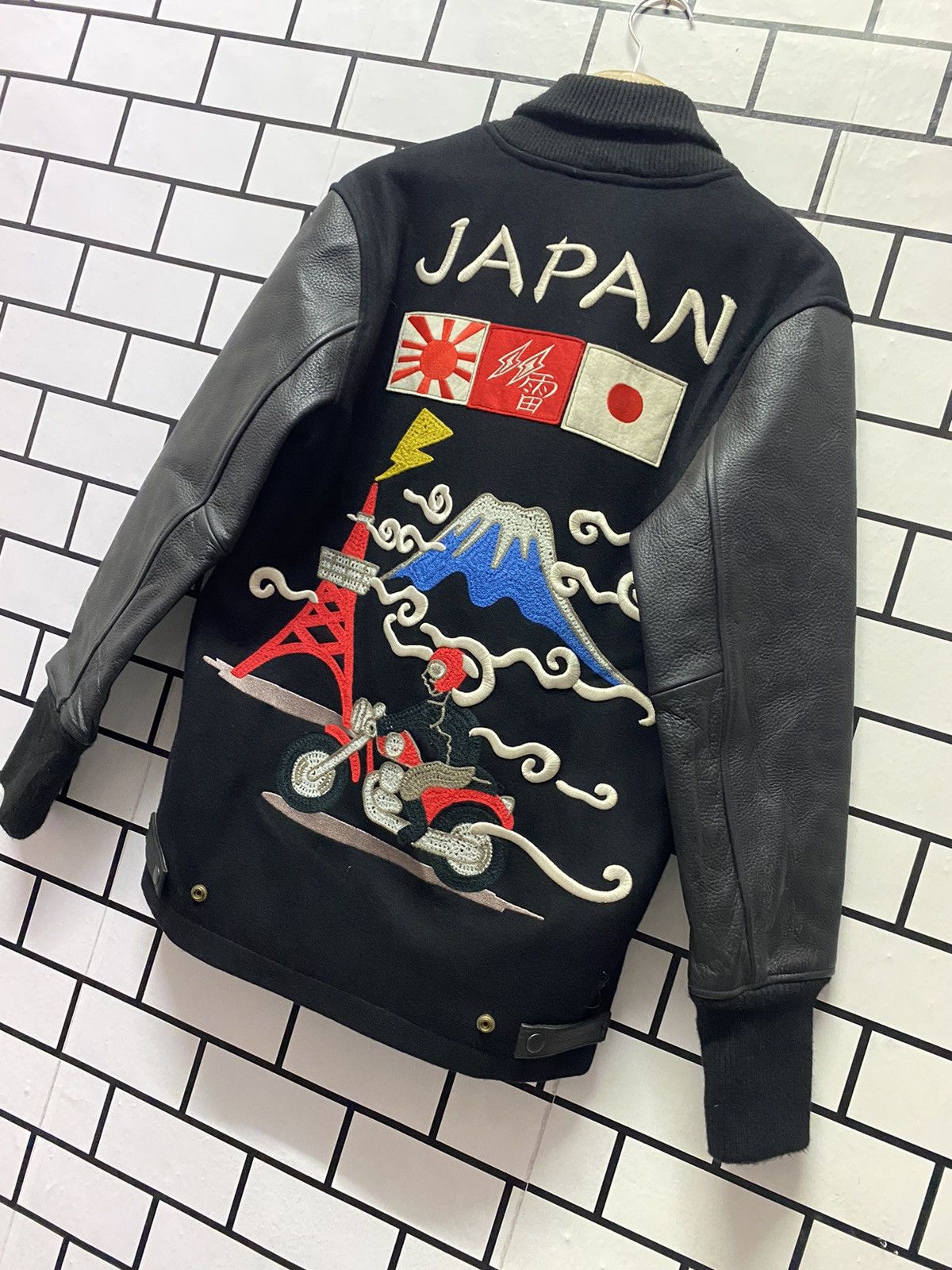 Japanese Brand Vintage Japanese Badboy Kulture Leather Wool Varsity Jacket Size US S / EU 44-46 / 1 - 3 Thumbnail