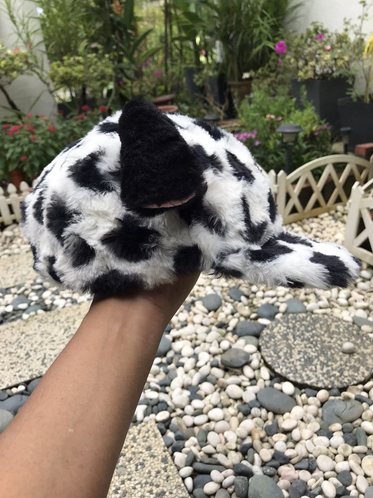 Disney × Japanese Brand AUTHENTIC 101 DALMATIAN FULL FAUX FUR CAP HAT Size ONE SIZE - 4 Thumbnail