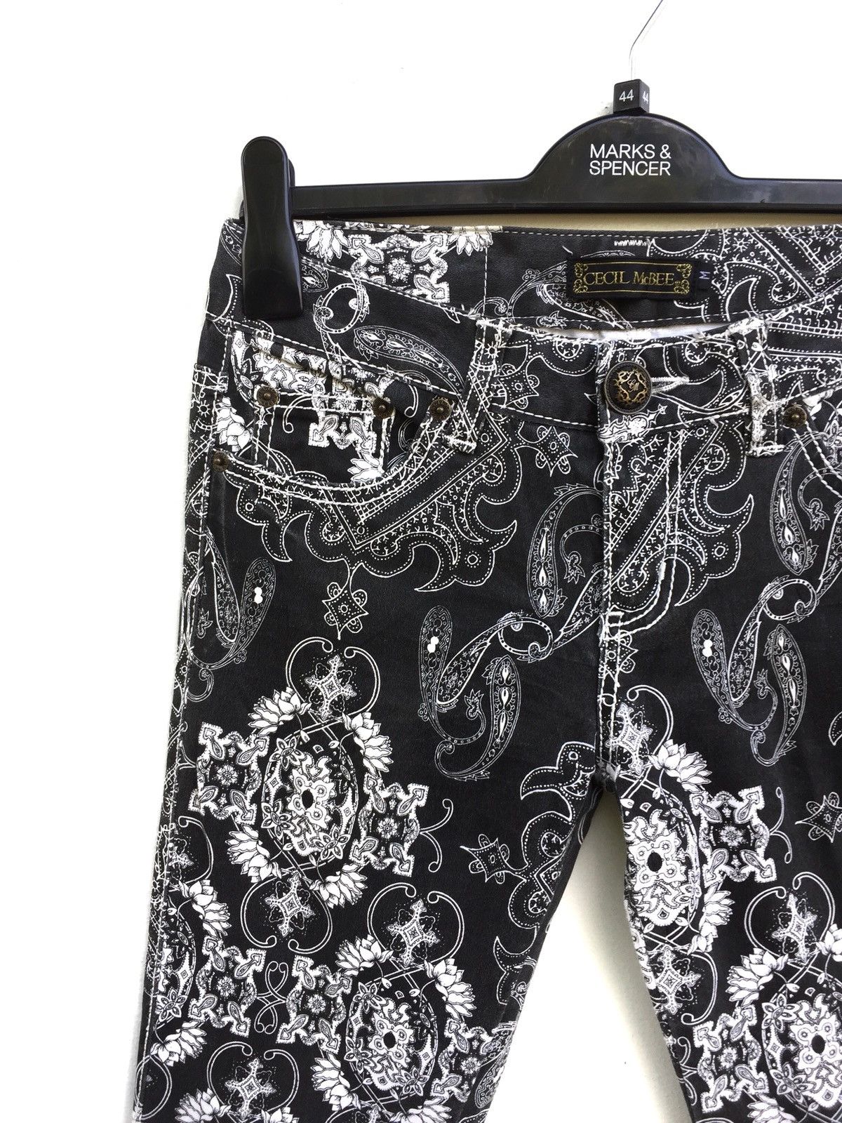 Designer × Japanese Brand Japanese Brand Cecil McBee Paisley Skinny Pants Size US 27 - 3 Thumbnail