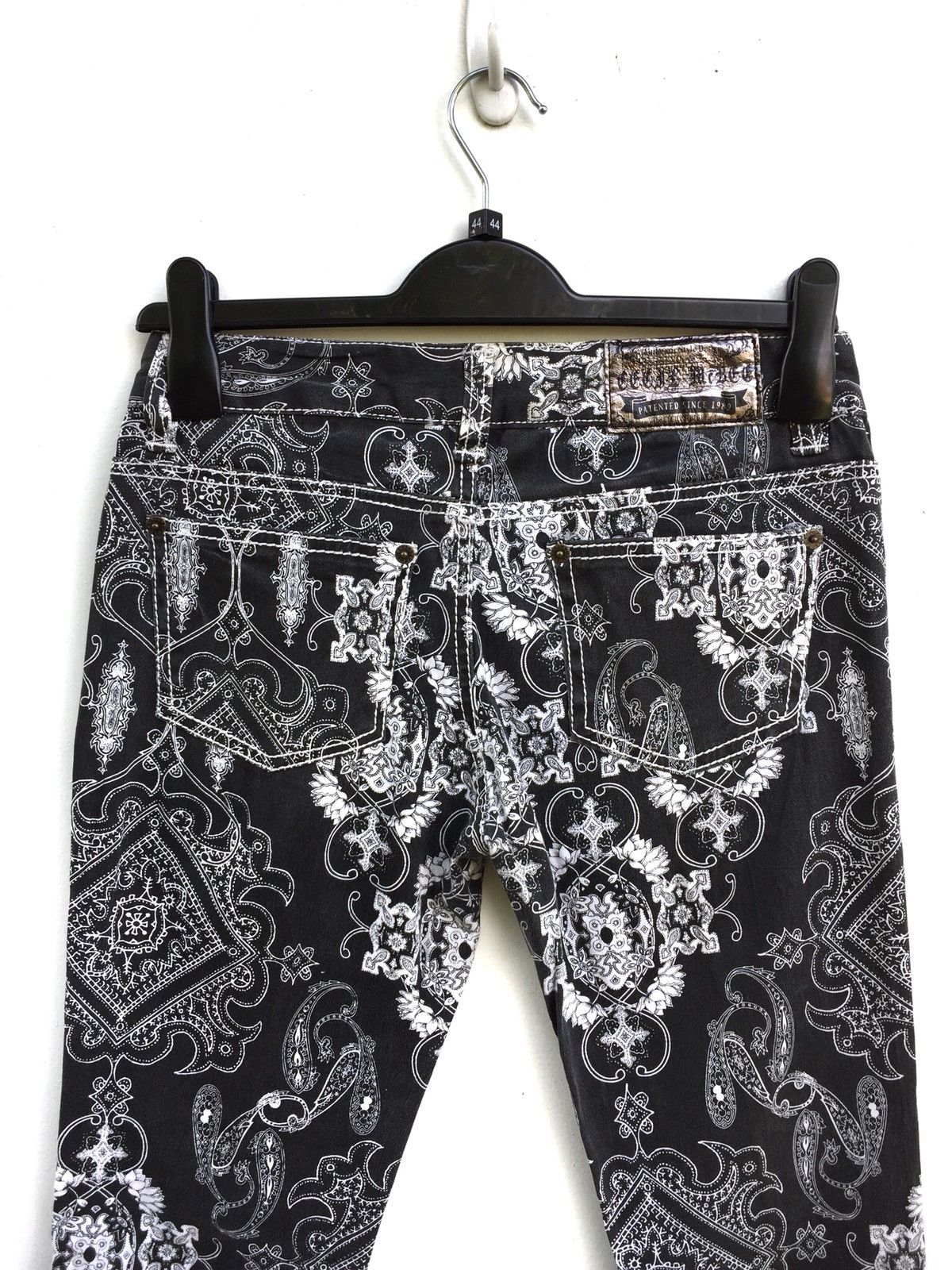 Designer × Japanese Brand Japanese Brand Cecil McBee Paisley Skinny Pants Size US 27 - 6 Thumbnail