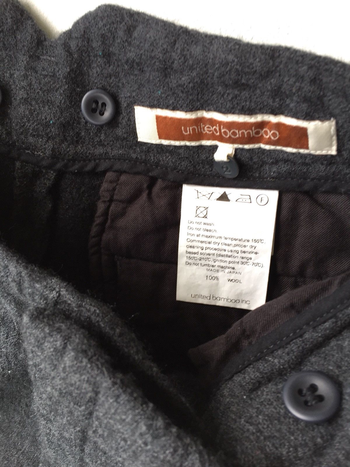 Japanese Brand × United Bamboo Made In Japan United Bamboo Wool V Back Trousers Pants Size US 26 / EU 42 - 6 Thumbnail