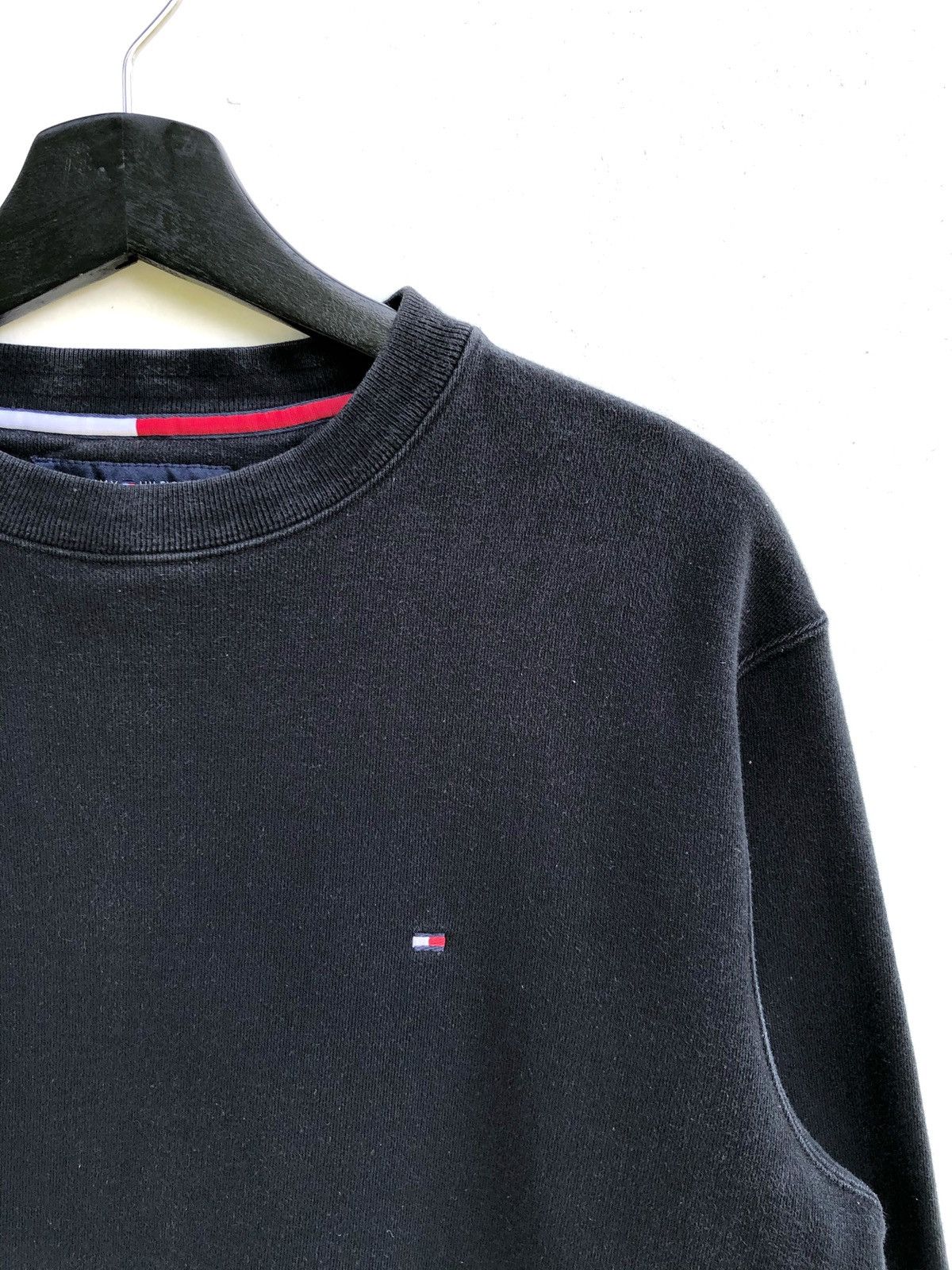 Tommy Hilfiger Vintage Tommy Hilfiger Sweatshirt Size US S / EU 44-46 / 1 - 3 Thumbnail
