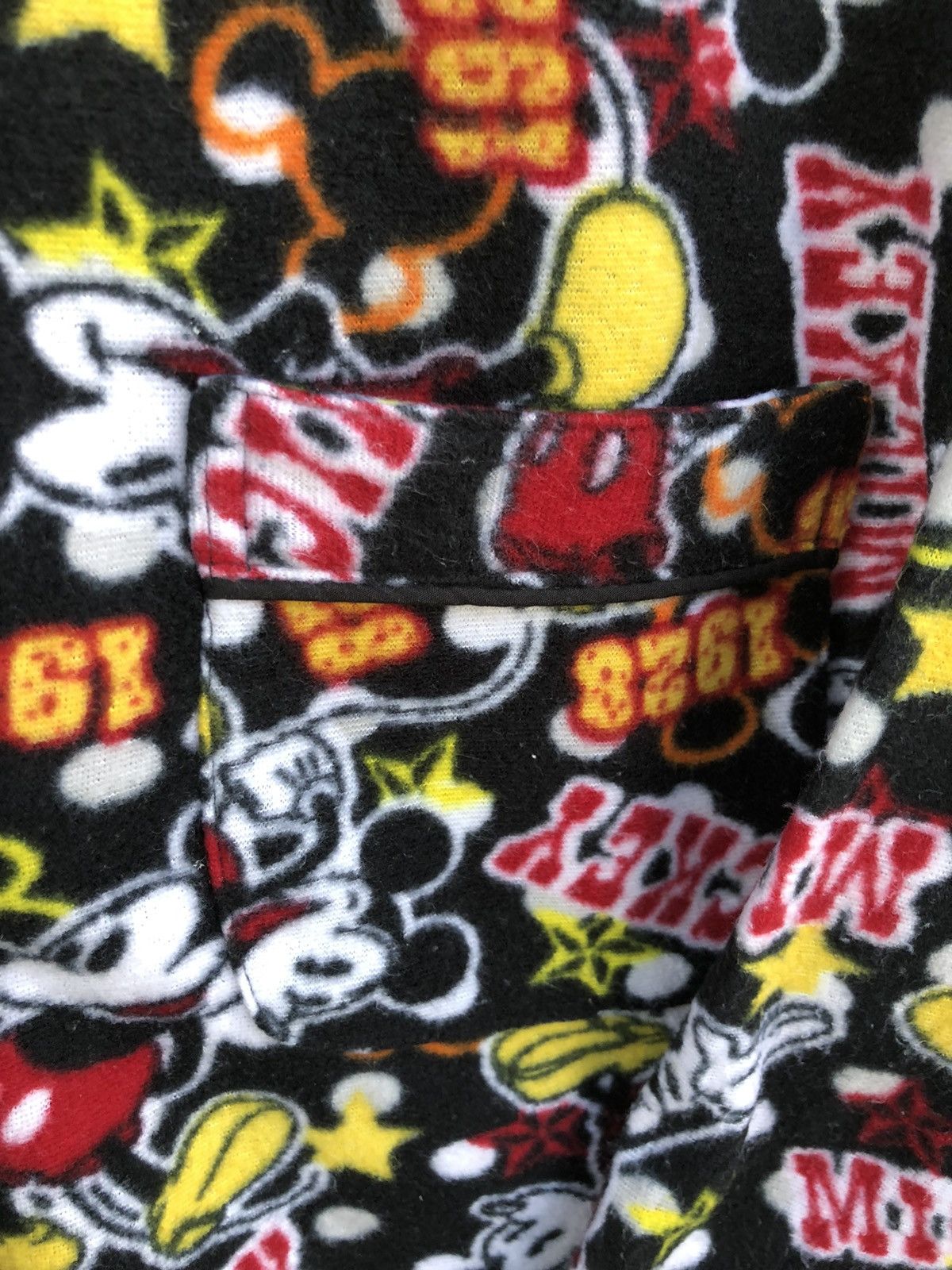 Mickey Mouse Vintage Fullprint Mickey Mouse Fleece Jacket Size US S / EU 44-46 / 1 - 4 Thumbnail