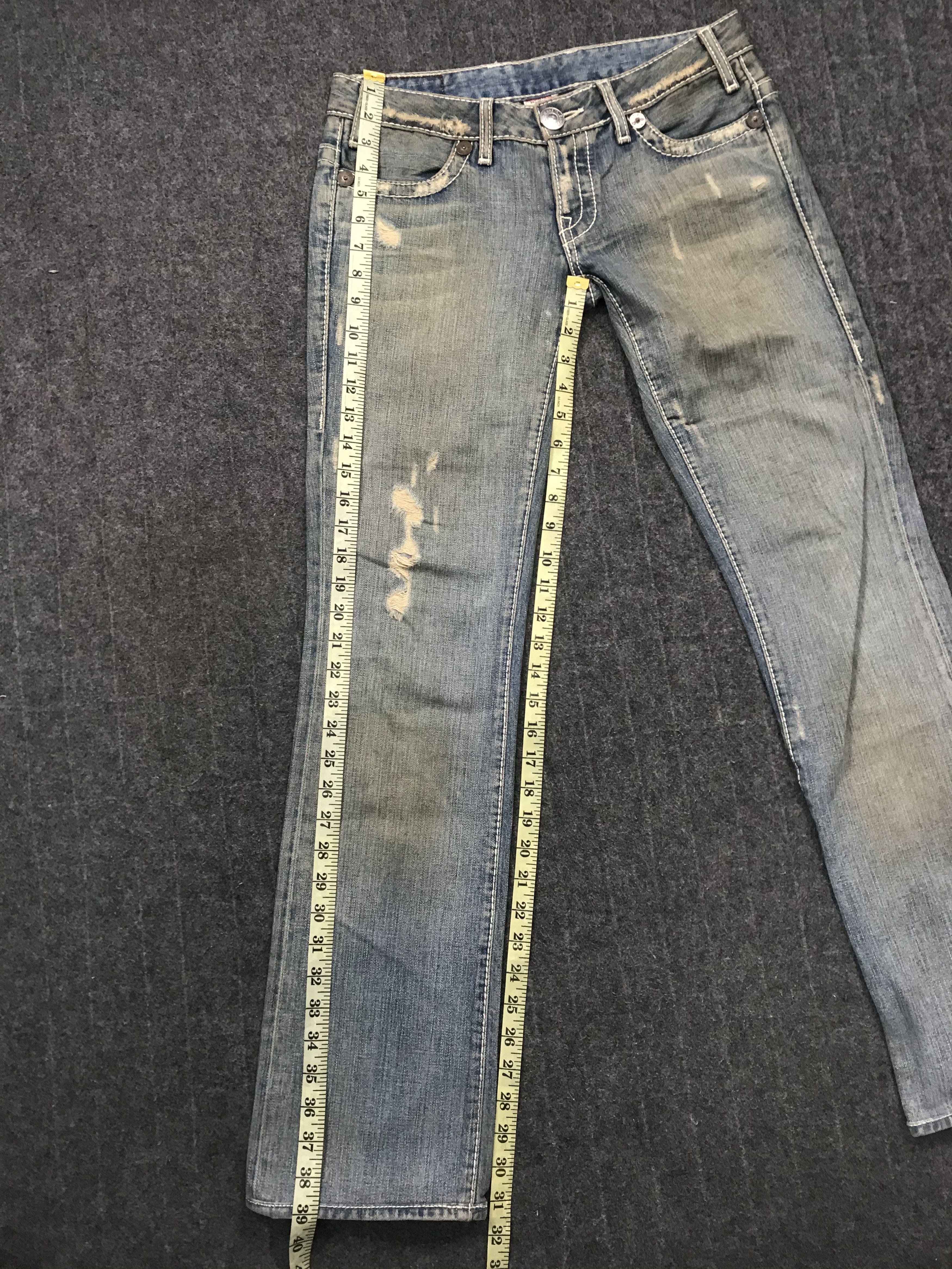 True Religion True Religion Made In USA Joey Button Fly Size 27" / US 4 / IT 40 - 12 Thumbnail