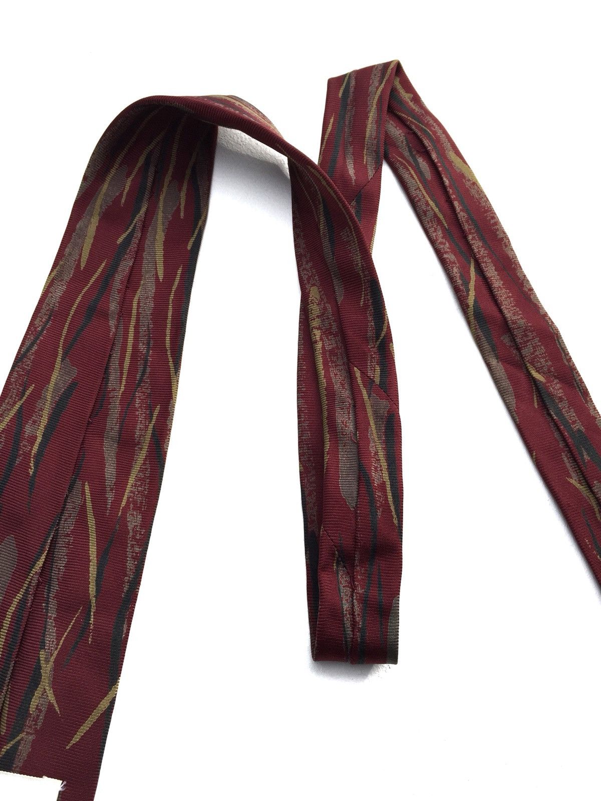 Issey Miyake Vintage Issey Miyake Abstract Design Silk Tie Size ONE SIZE - 2 Thumbnail