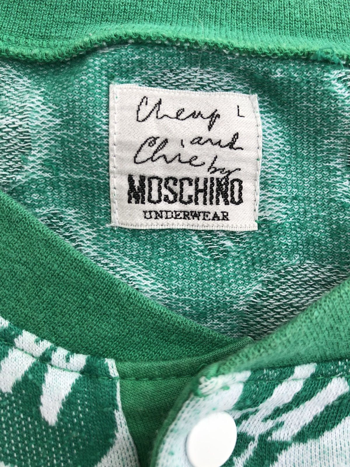 Moschino Vintage Moschino All Over Print Sweatshirt Logo Spell Out Size US L / EU 52-54 / 3 - 6 Thumbnail