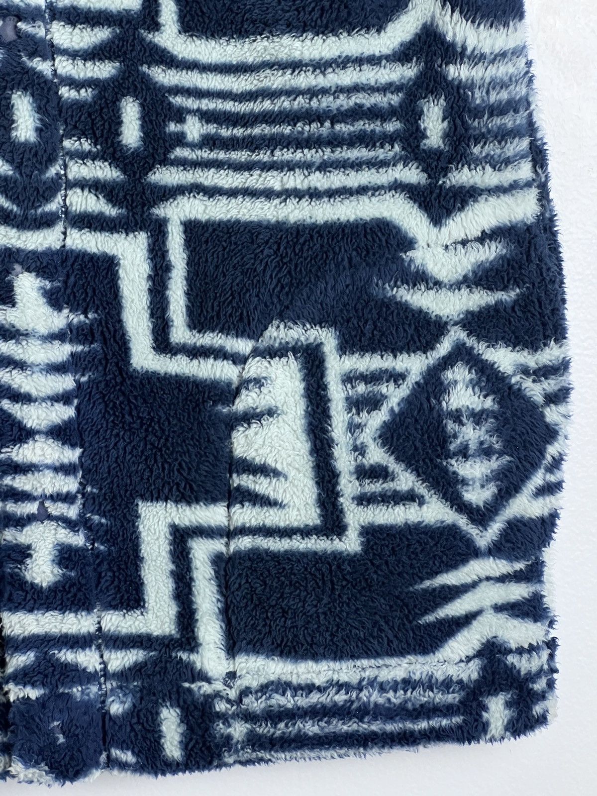Snow Peak Blue Navajo Print Fleece Vest Size US M / EU 48-50 / 2 - 3 Thumbnail