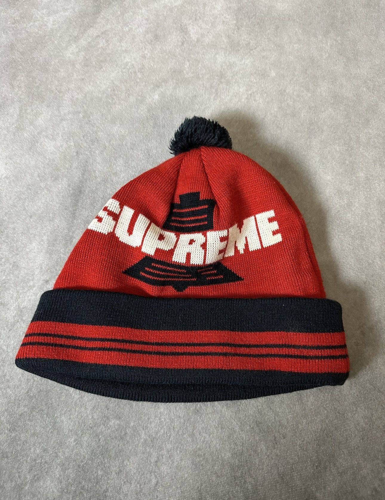 Supreme Supreme Bell Beanie very worn Size ONE SIZE - 2 Thumbnail