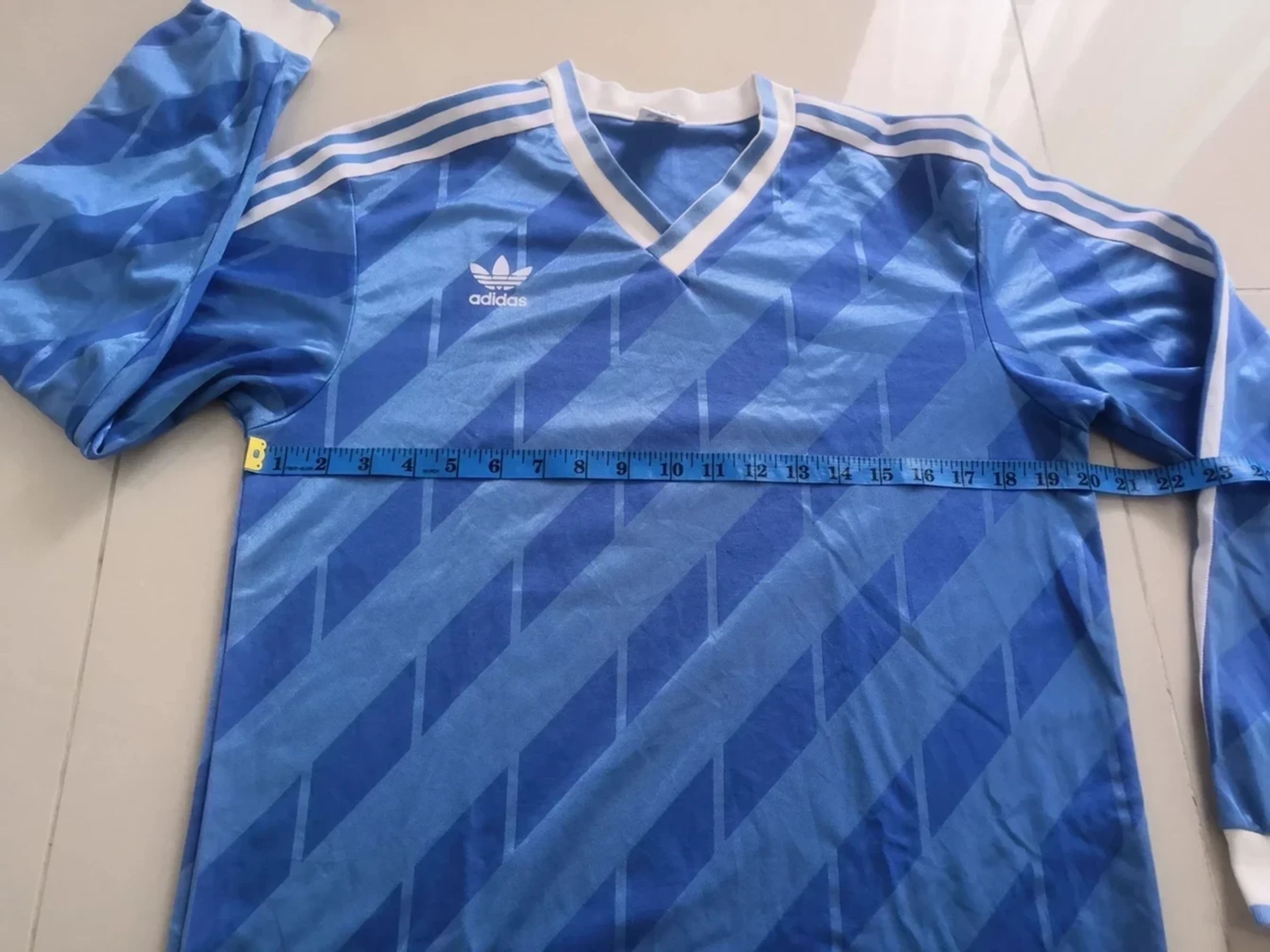 Adidas Vintage Adidas Jersey Long Sleeve Argentina Diego Maradona Size US M / EU 48-50 / 2 - 6 Thumbnail