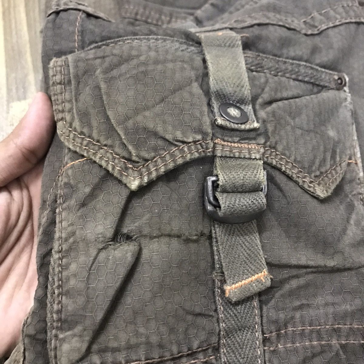 Japanese Brand Vintage Edwin 505 Khaki 3D Front Pocket Tactical Cargo Pants Size US 30 / EU 46 - 9 Thumbnail
