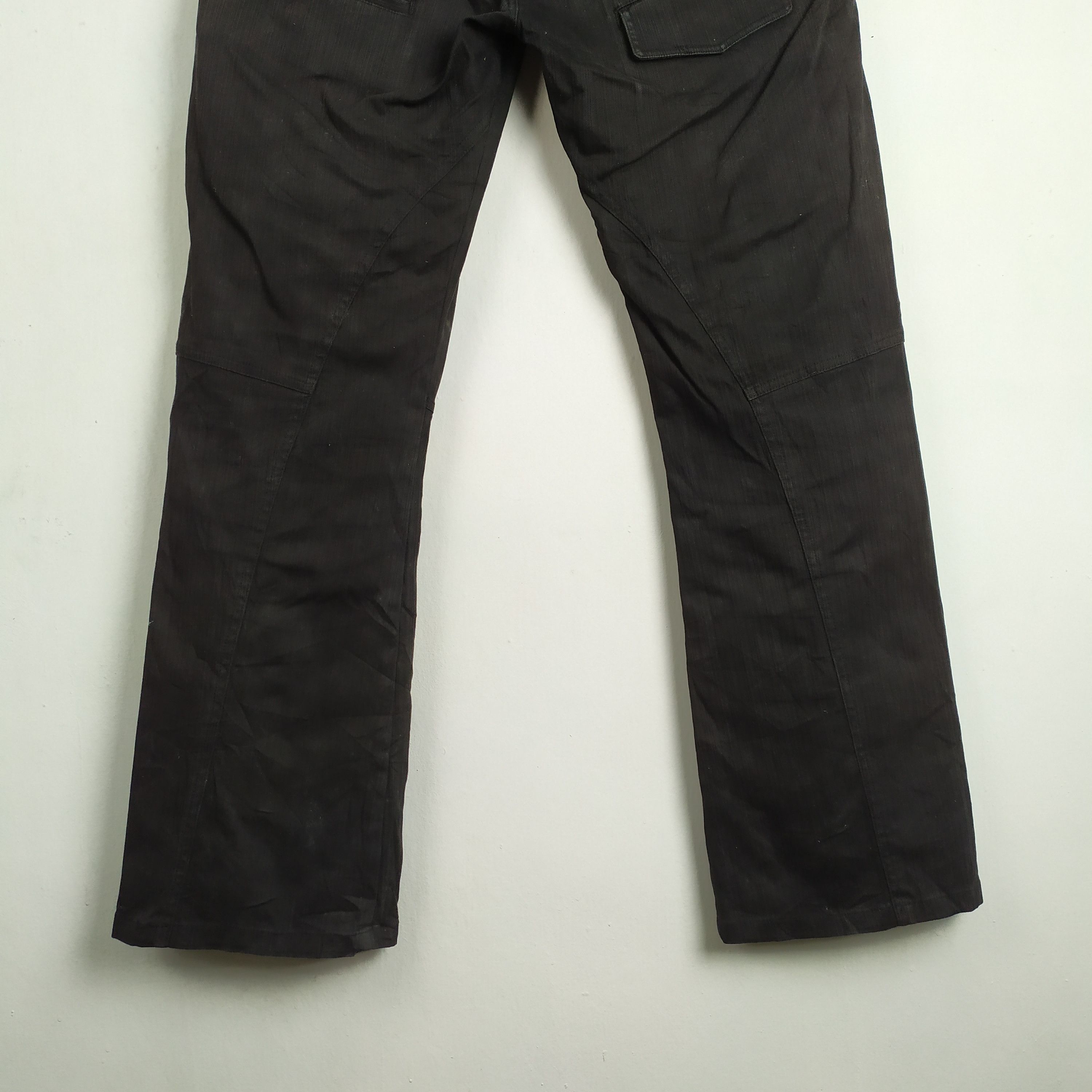 Japanese Brand DOUBLE WAIST FADED BLACK FLARE CARGO PANTS Size US 34 / EU 50 - 9 Thumbnail