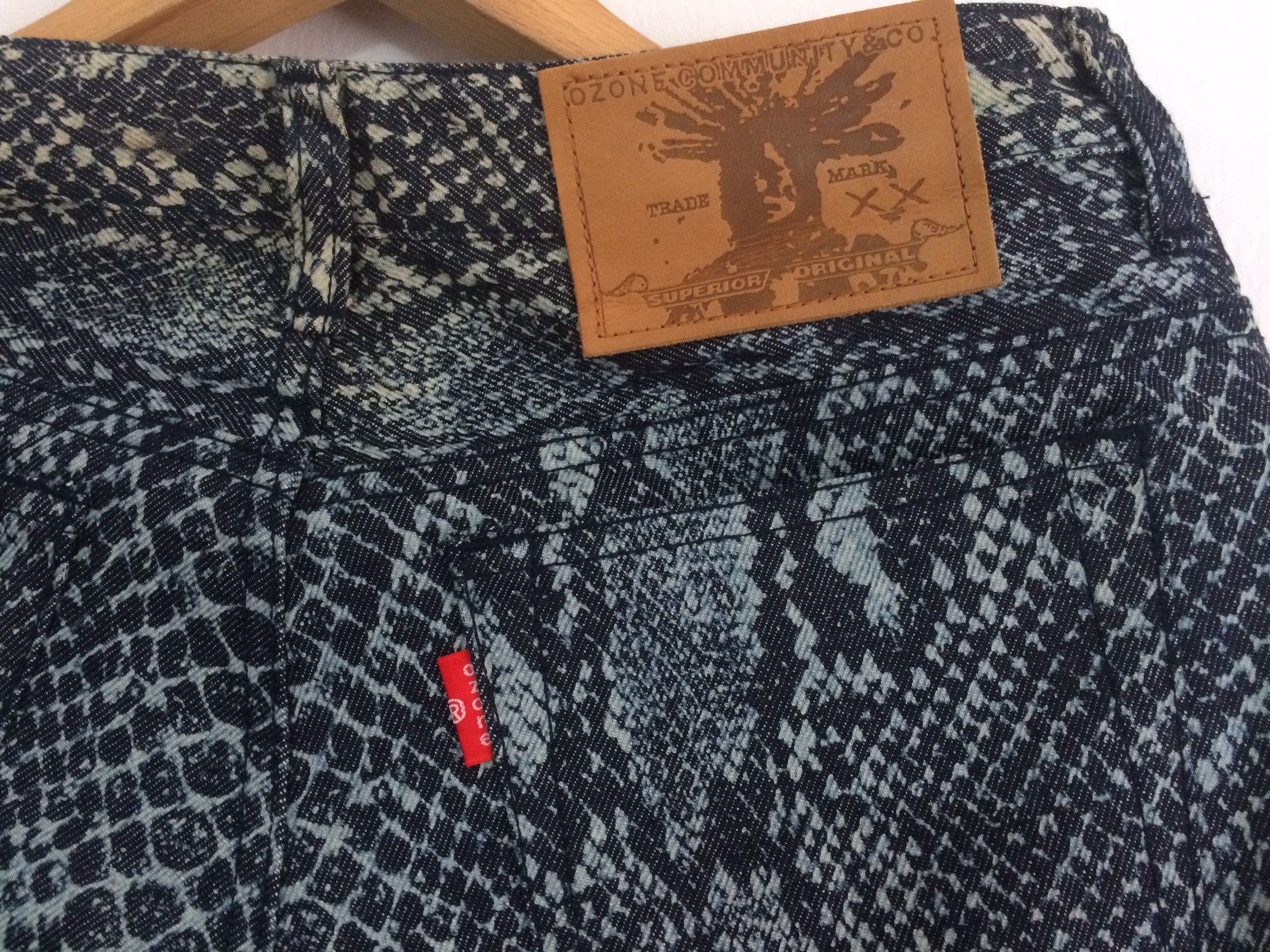 Japanese Brand × Vintage 🔥🔥Ozone Community All Over Full Print Snake Skin Jeans Size US 27 - 12 Thumbnail