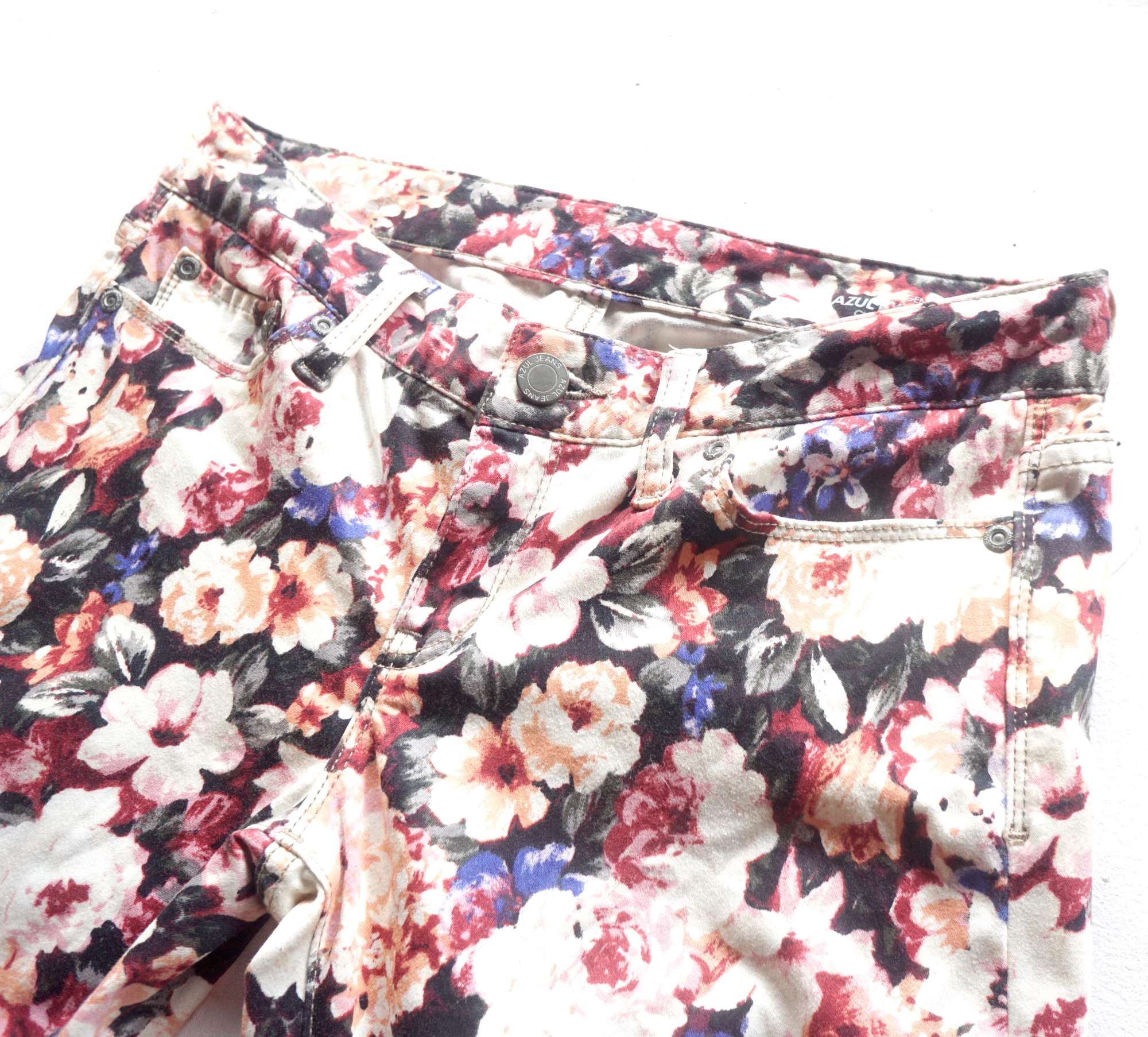 Japanese Brand AZUL BY MOUSSY Slim Fit Low Rise Full Floral Printed Pants Size 28" / US 6 / IT 42 - 6 Thumbnail