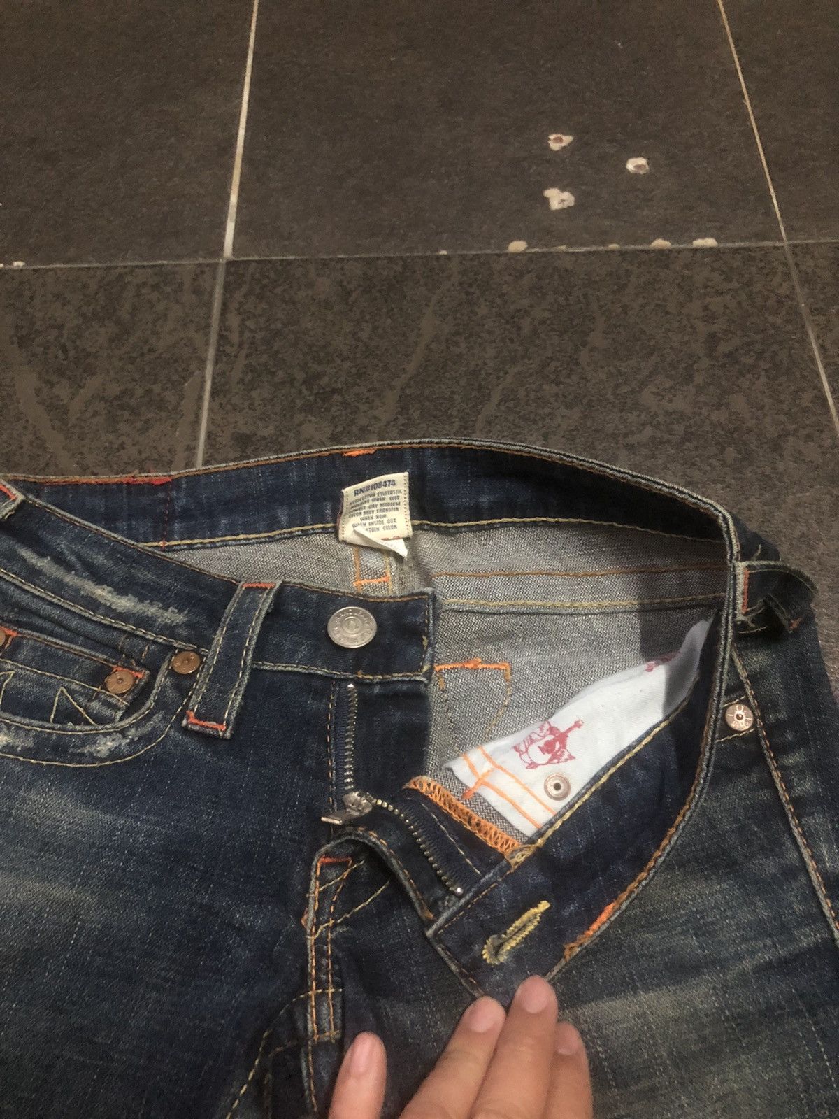 True Religion True Religion Skinny Cut Section 503 Distressed Denim Size 28" / US 6 / IT 42 - 20 Thumbnail