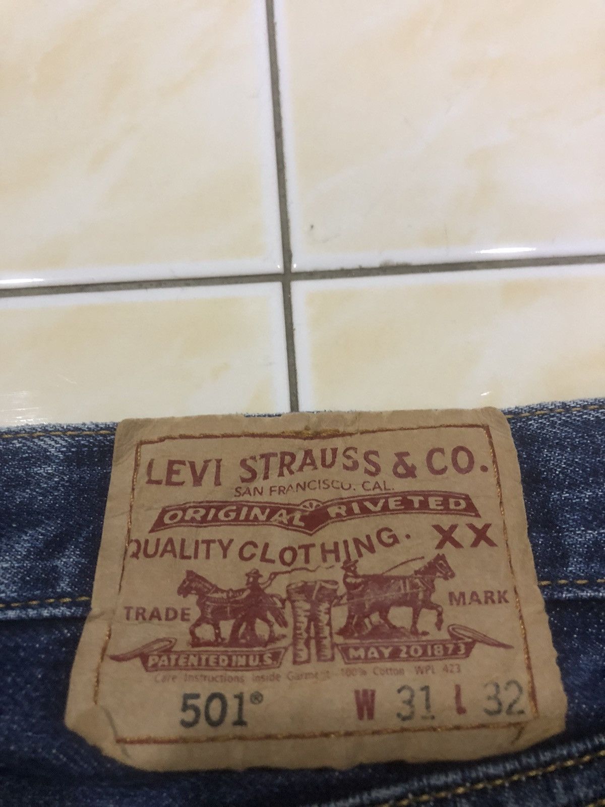 Levi's Levis 501 e Philippines Distressed Reworked Denim Size US 31 - 16 Thumbnail